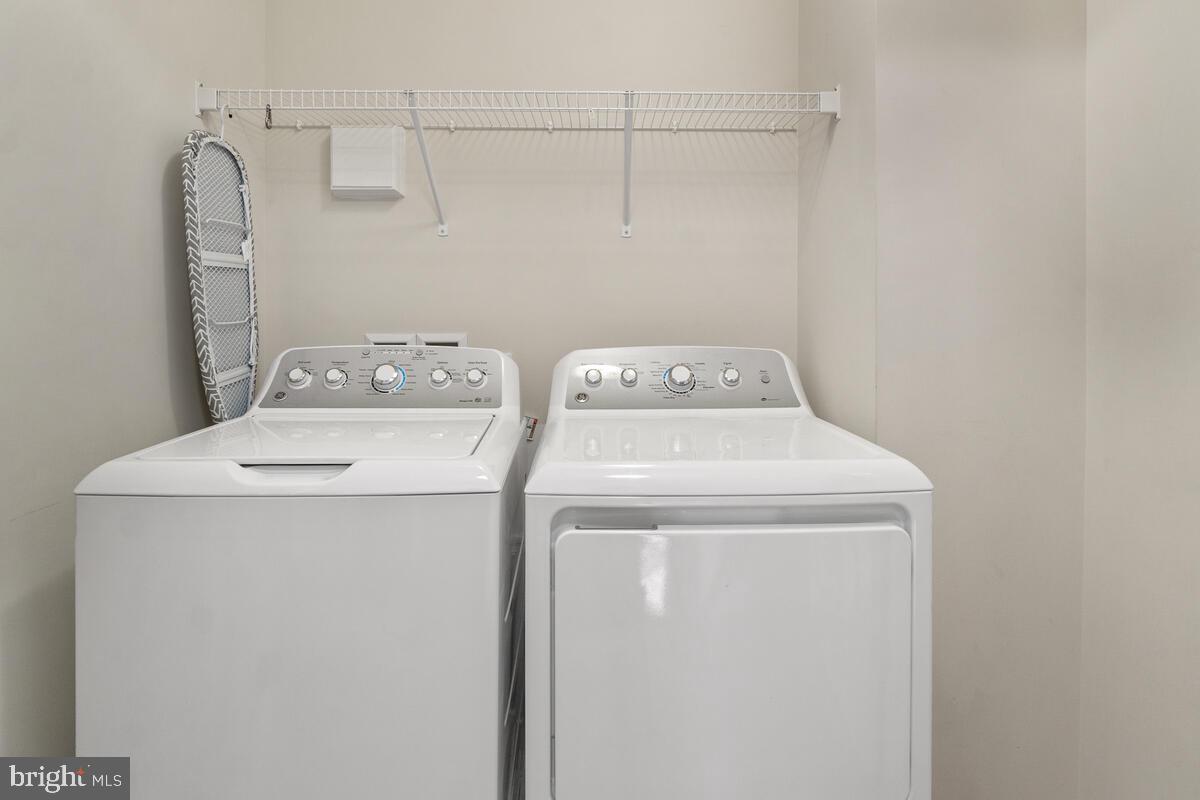 JEFFERSON PLACE - Residential