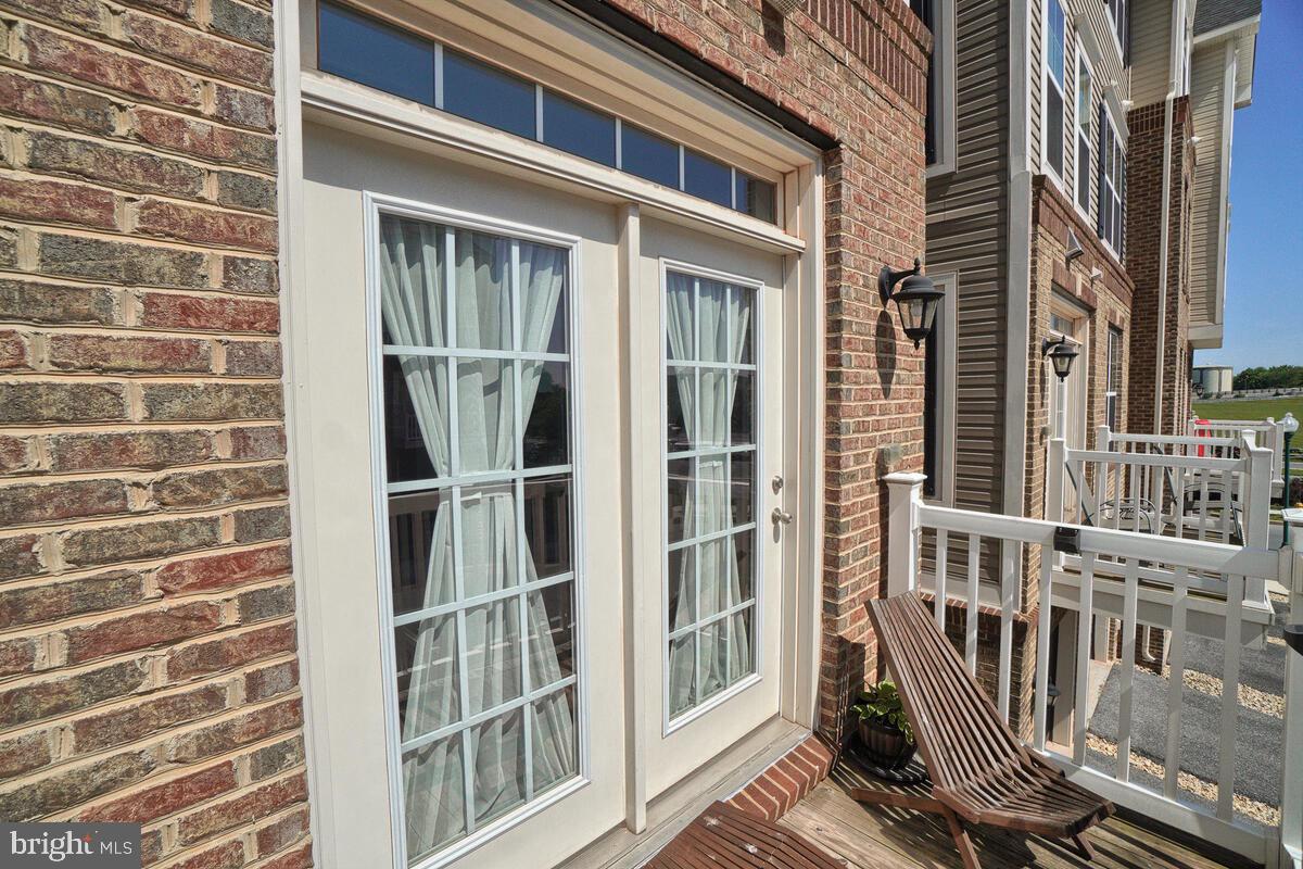 JEFFERSON PLACE - Residential