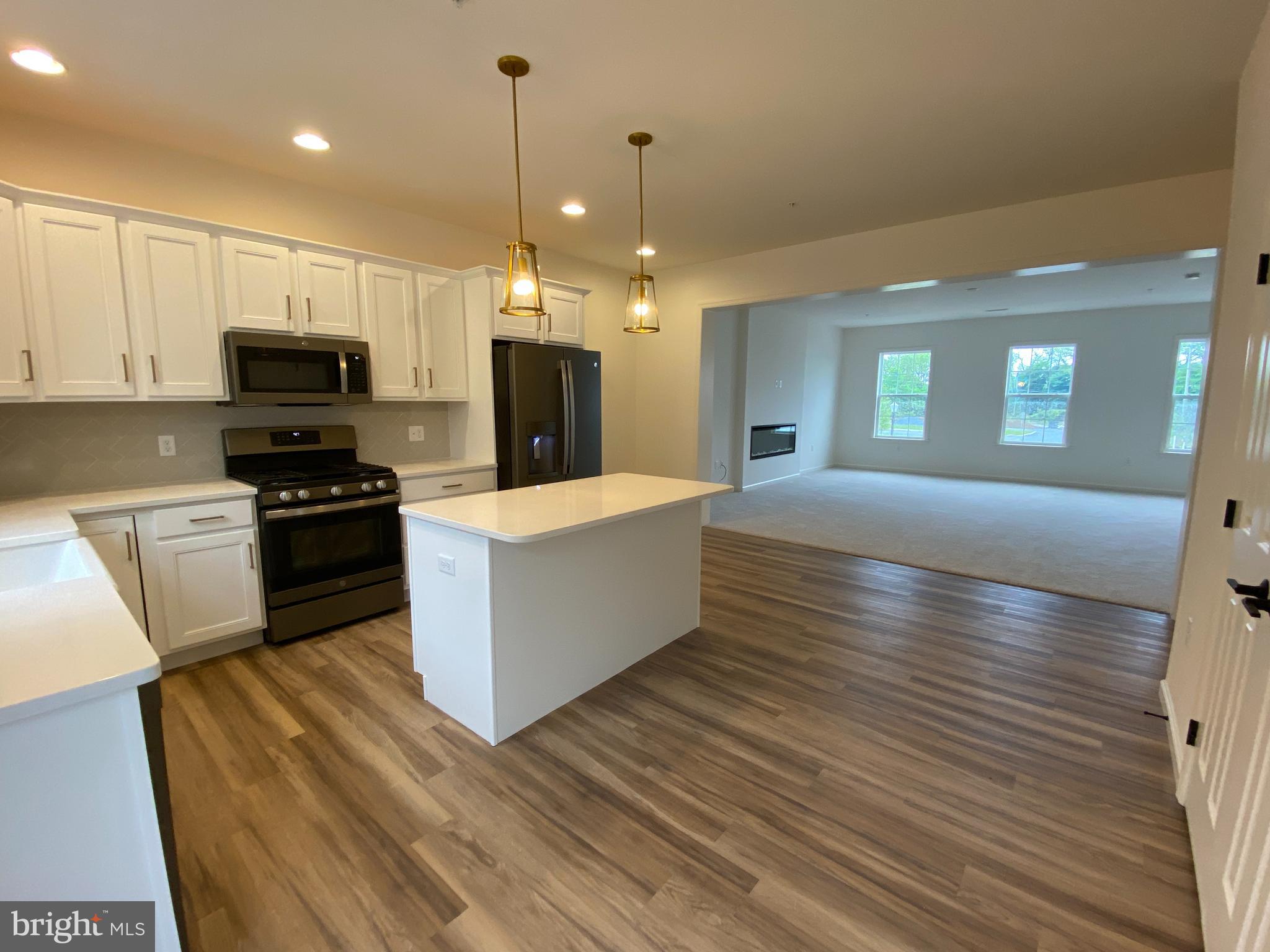 LIME SPRING VILLAGE - Residential