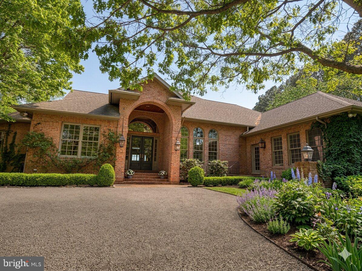 LYNNEWOOD - Residential