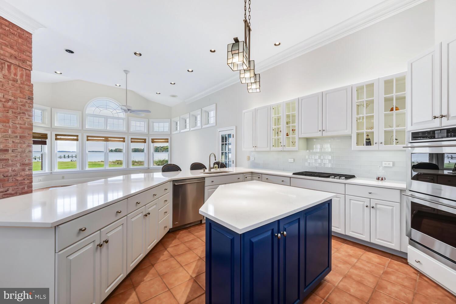 LYNNEWOOD - Residential