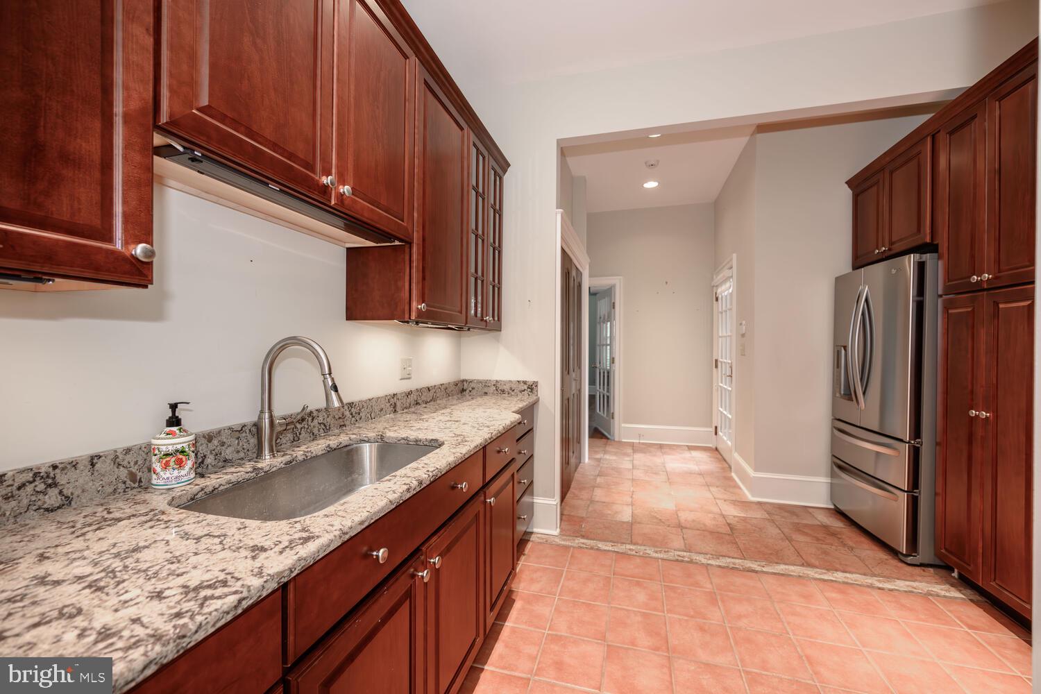 LYNNEWOOD - Residential