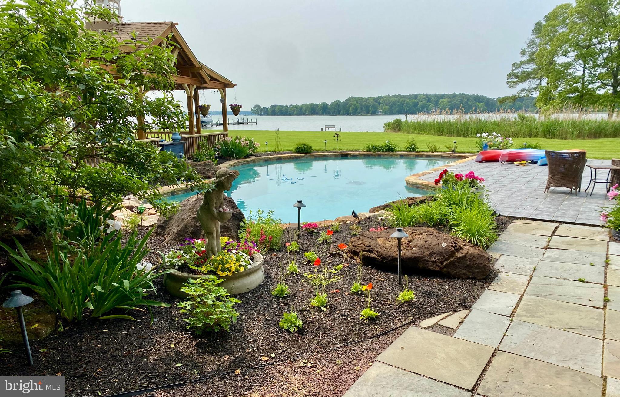 LYNNEWOOD - Residential