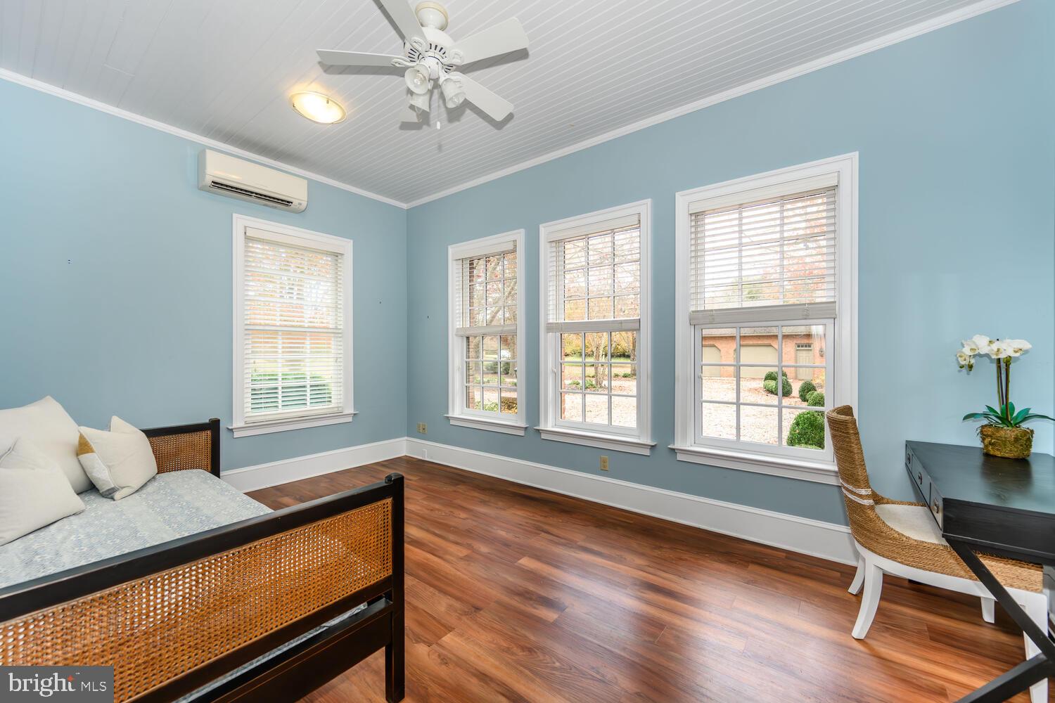 LYNNEWOOD - Residential