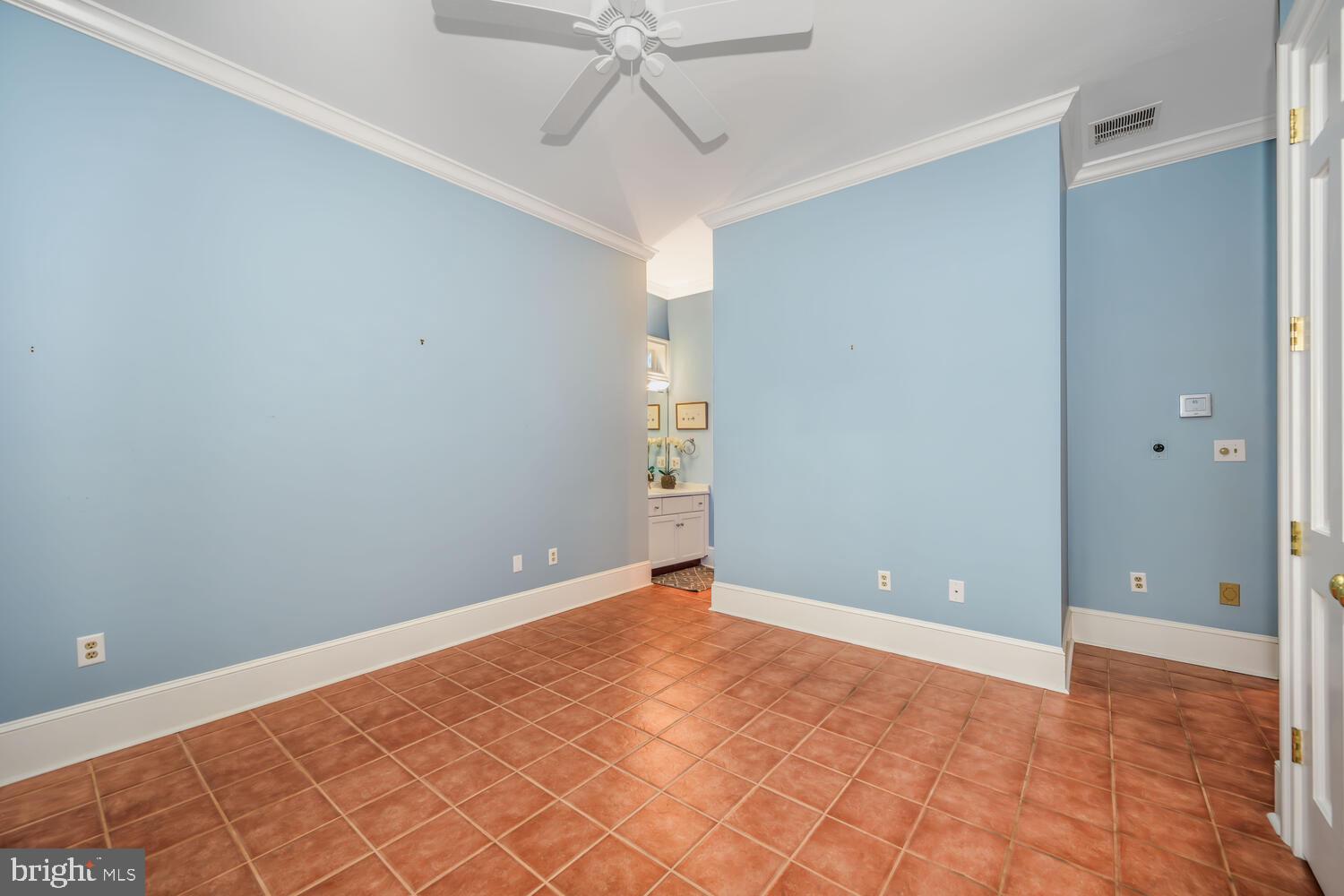 LYNNEWOOD - Residential