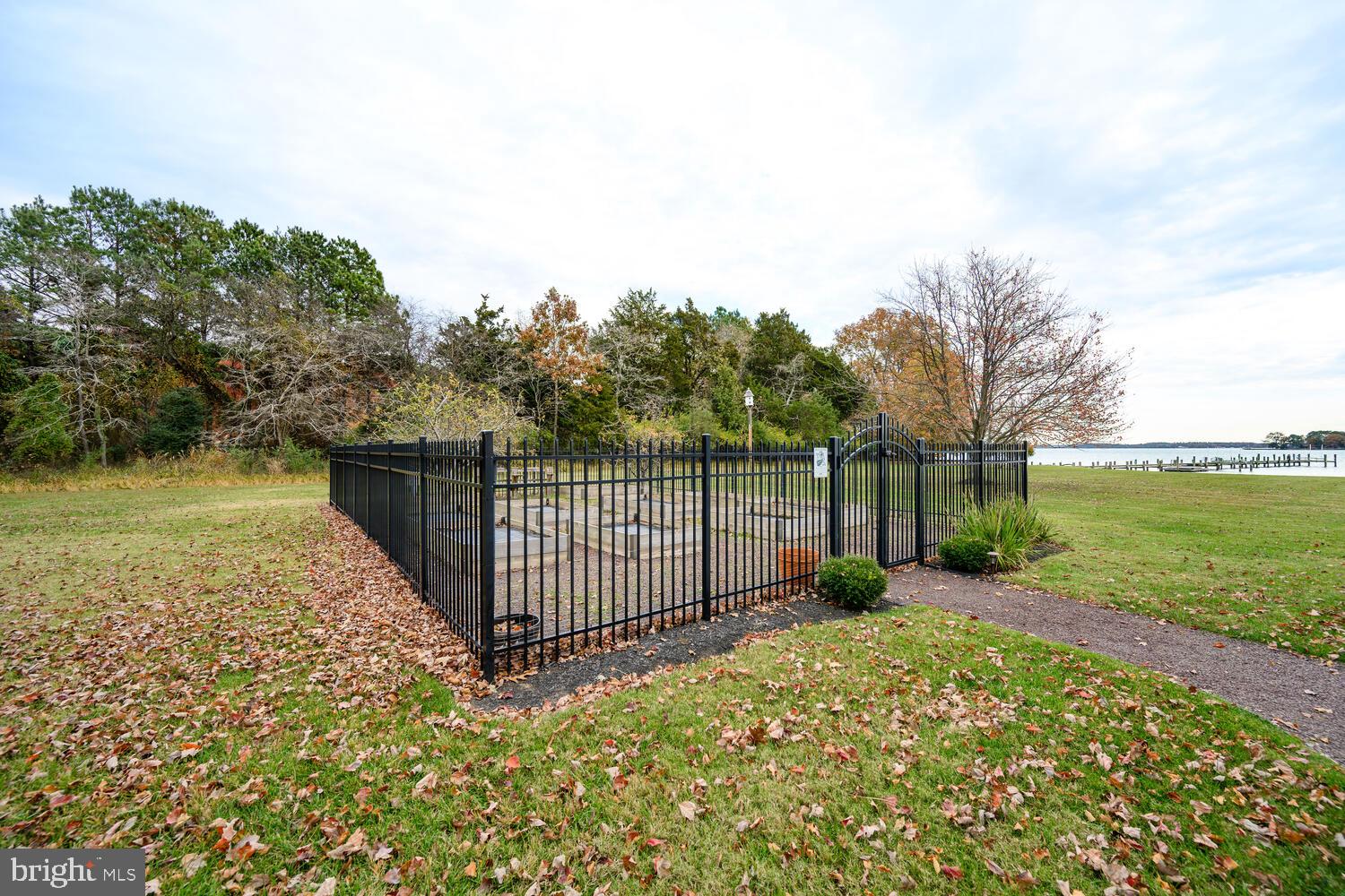 LYNNEWOOD - Residential