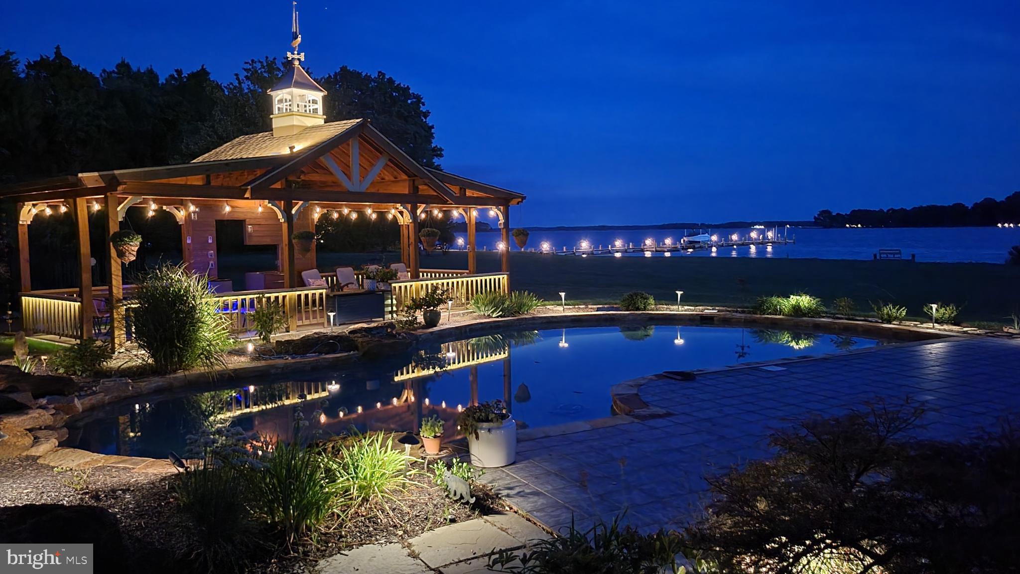 LYNNEWOOD - Residential