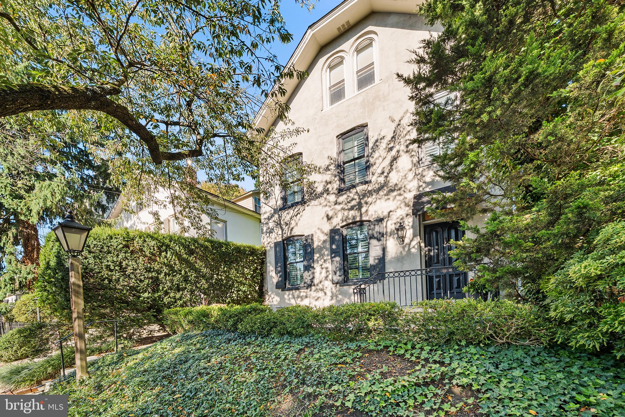 197 E EVERGREEN AVENUE