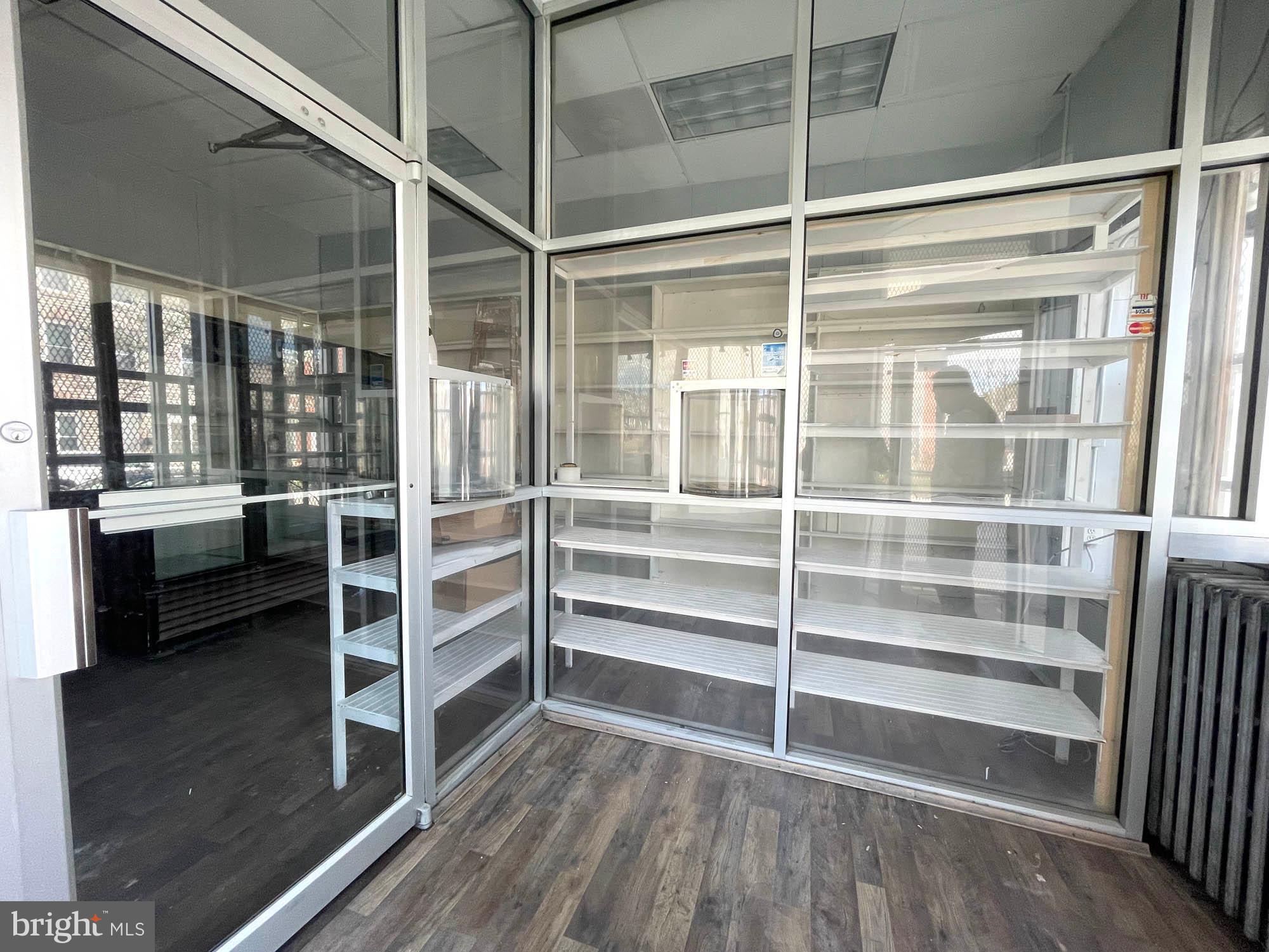 BARCLAY - Residential