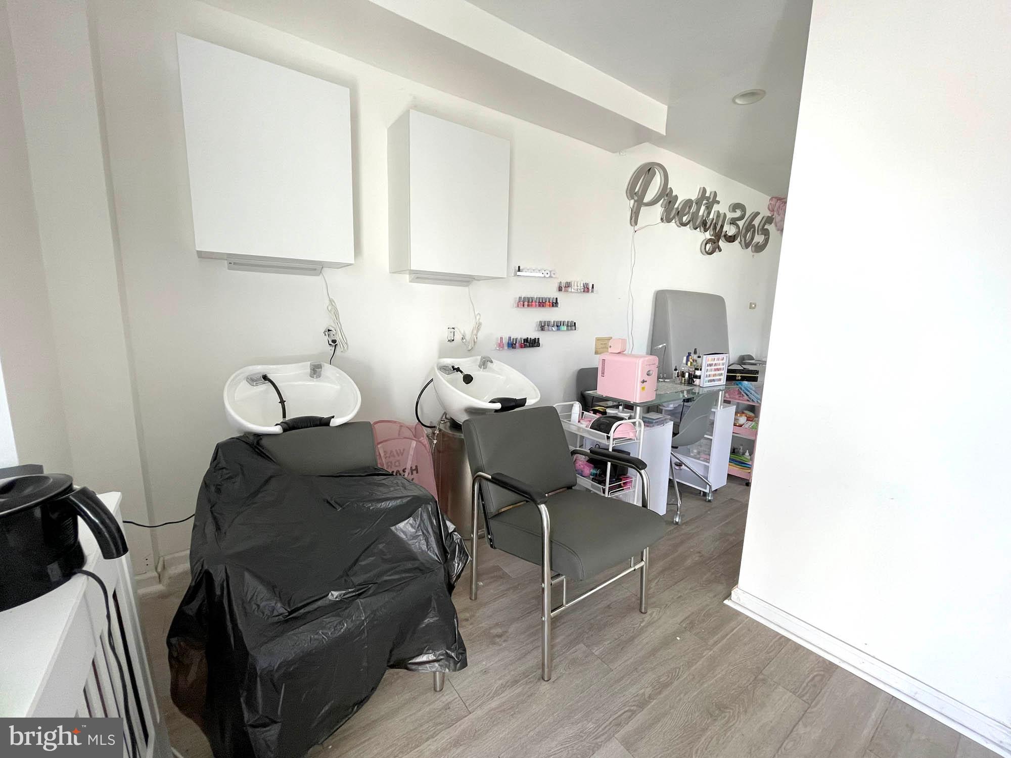 BARCLAY - Residential