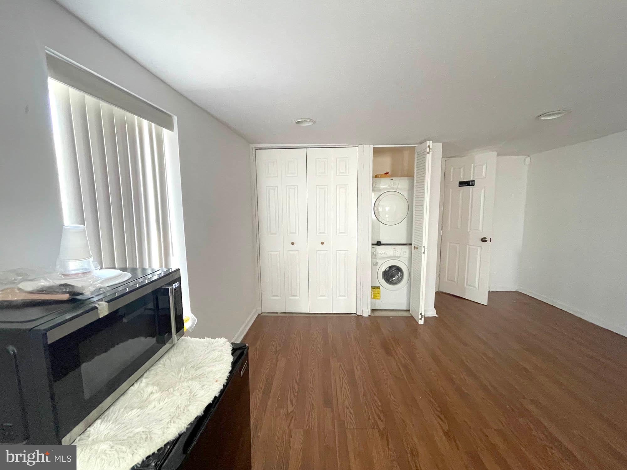 BARCLAY - Residential