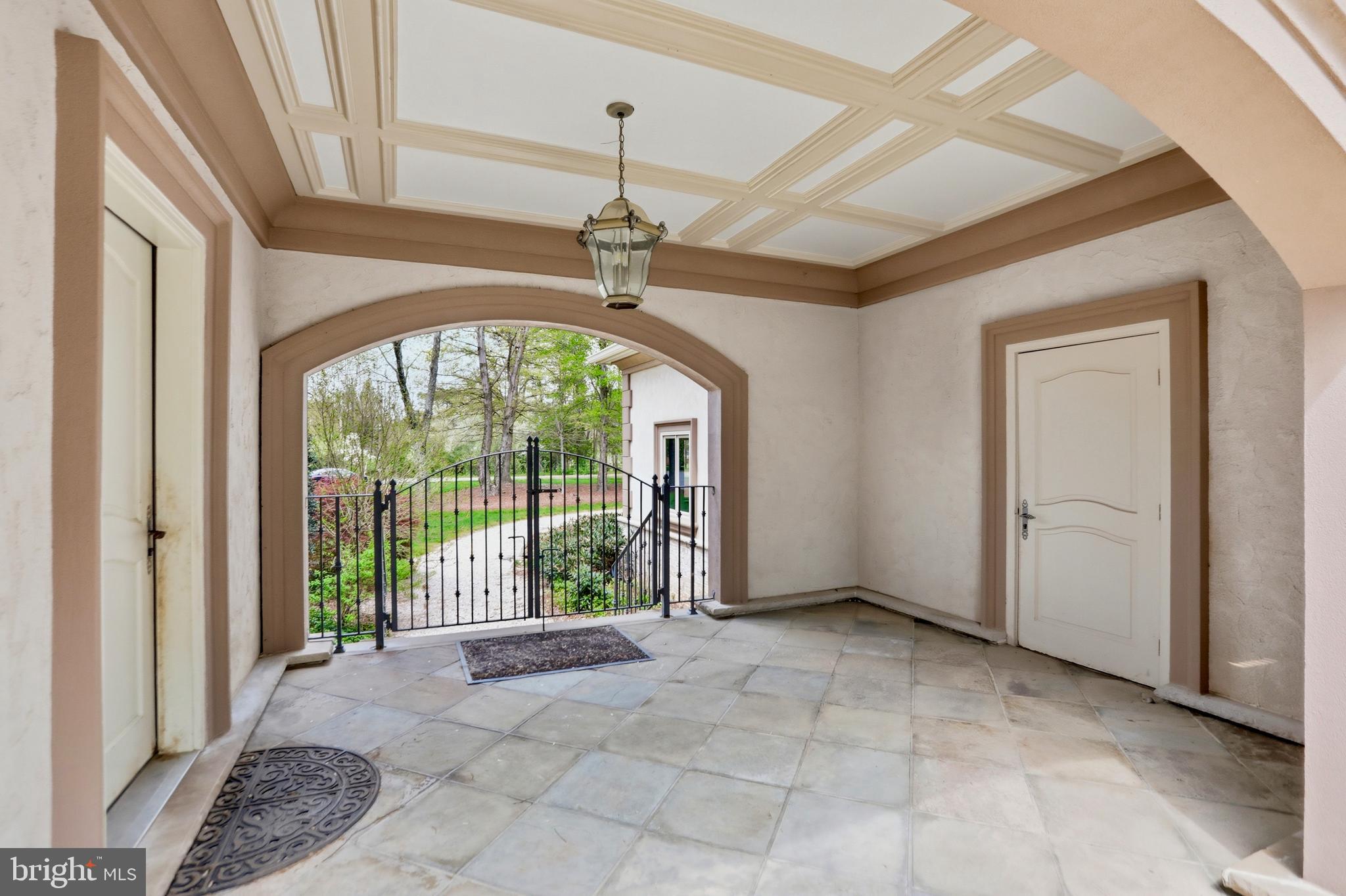 KENTLAND POND - Residential