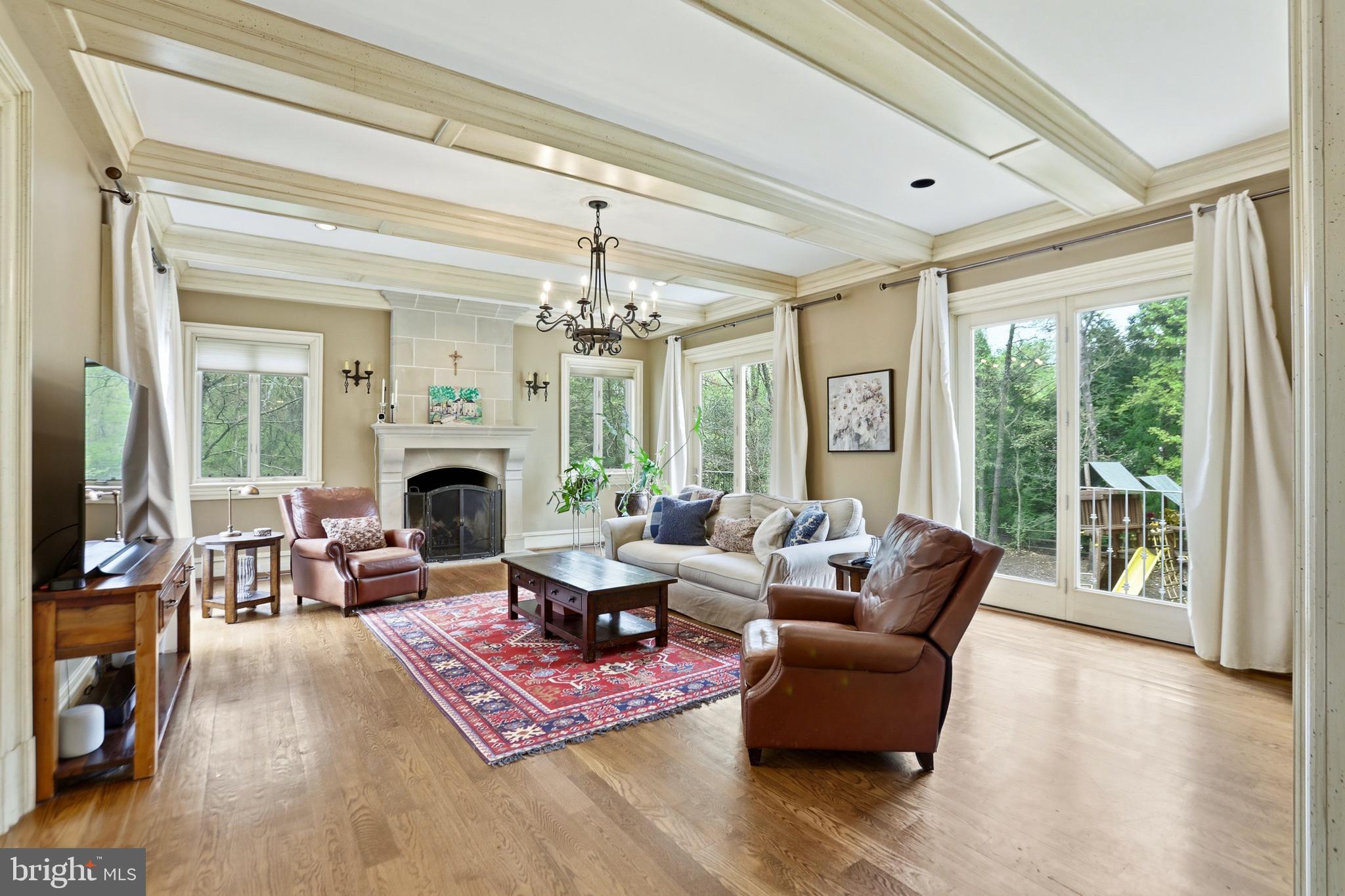 KENTLAND POND - Residential