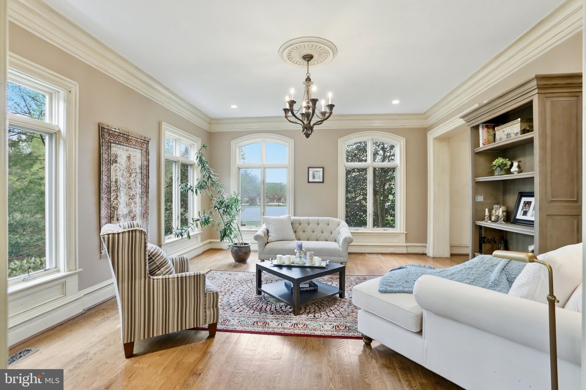 KENTLAND POND - Residential