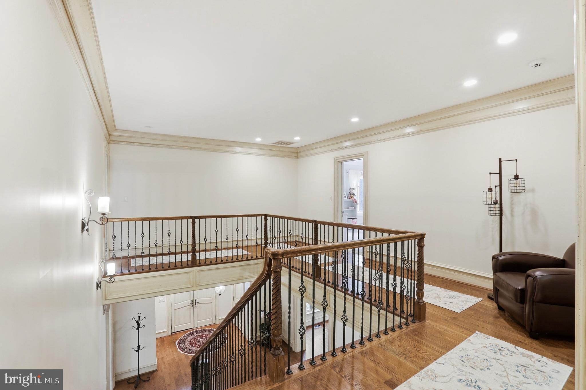 KENTLAND POND - Residential