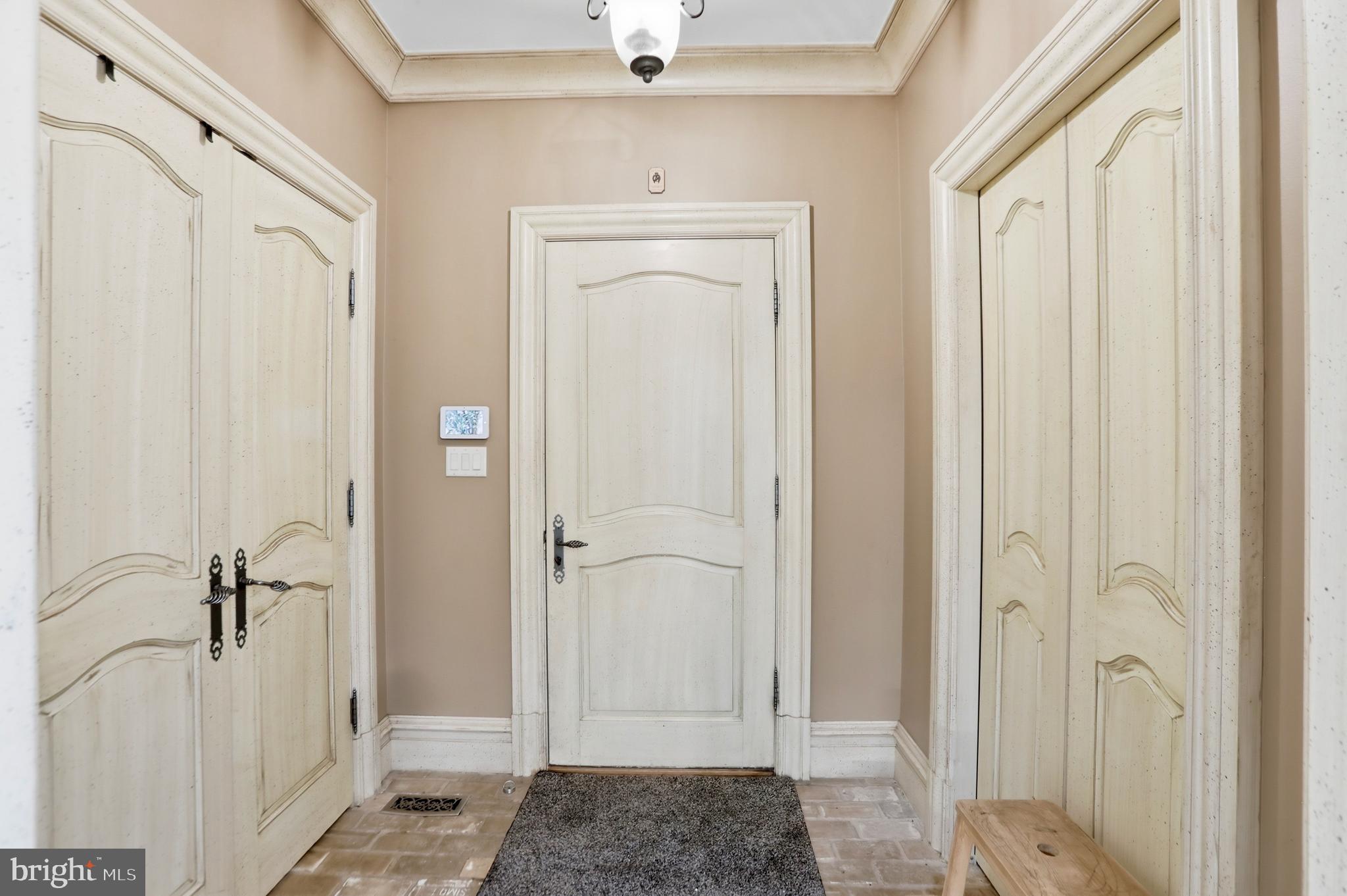 KENTLAND POND - Residential