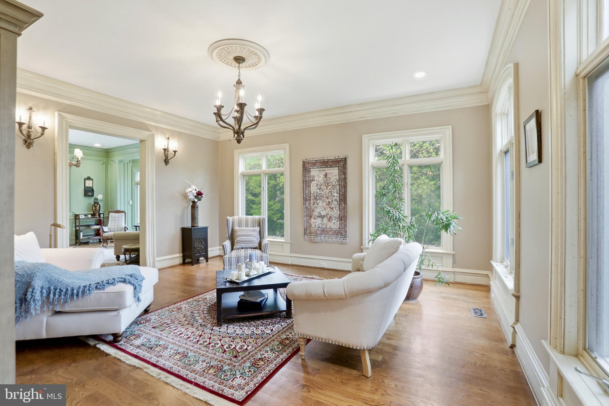 KENTLAND POND - Residential