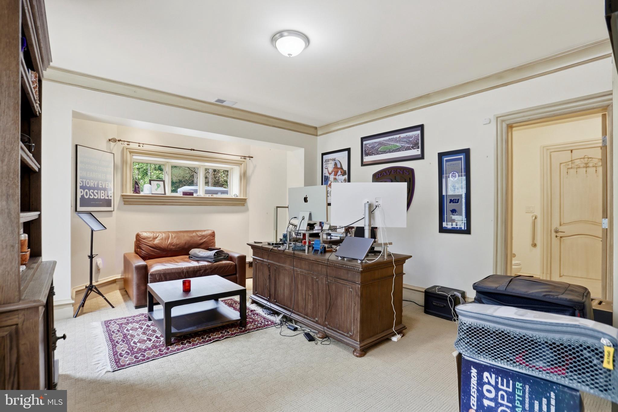 KENTLAND POND - Residential