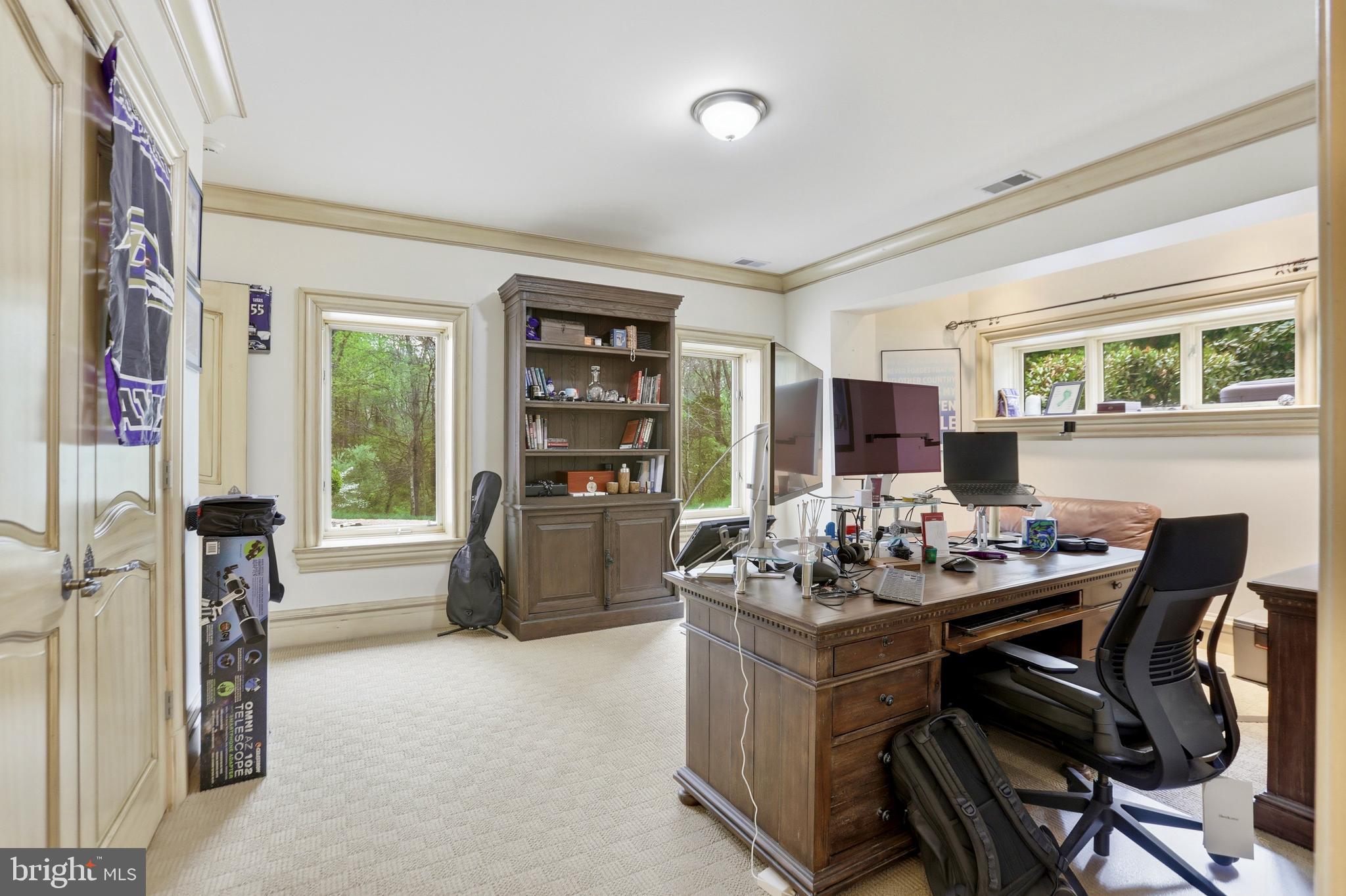 KENTLAND POND - Residential