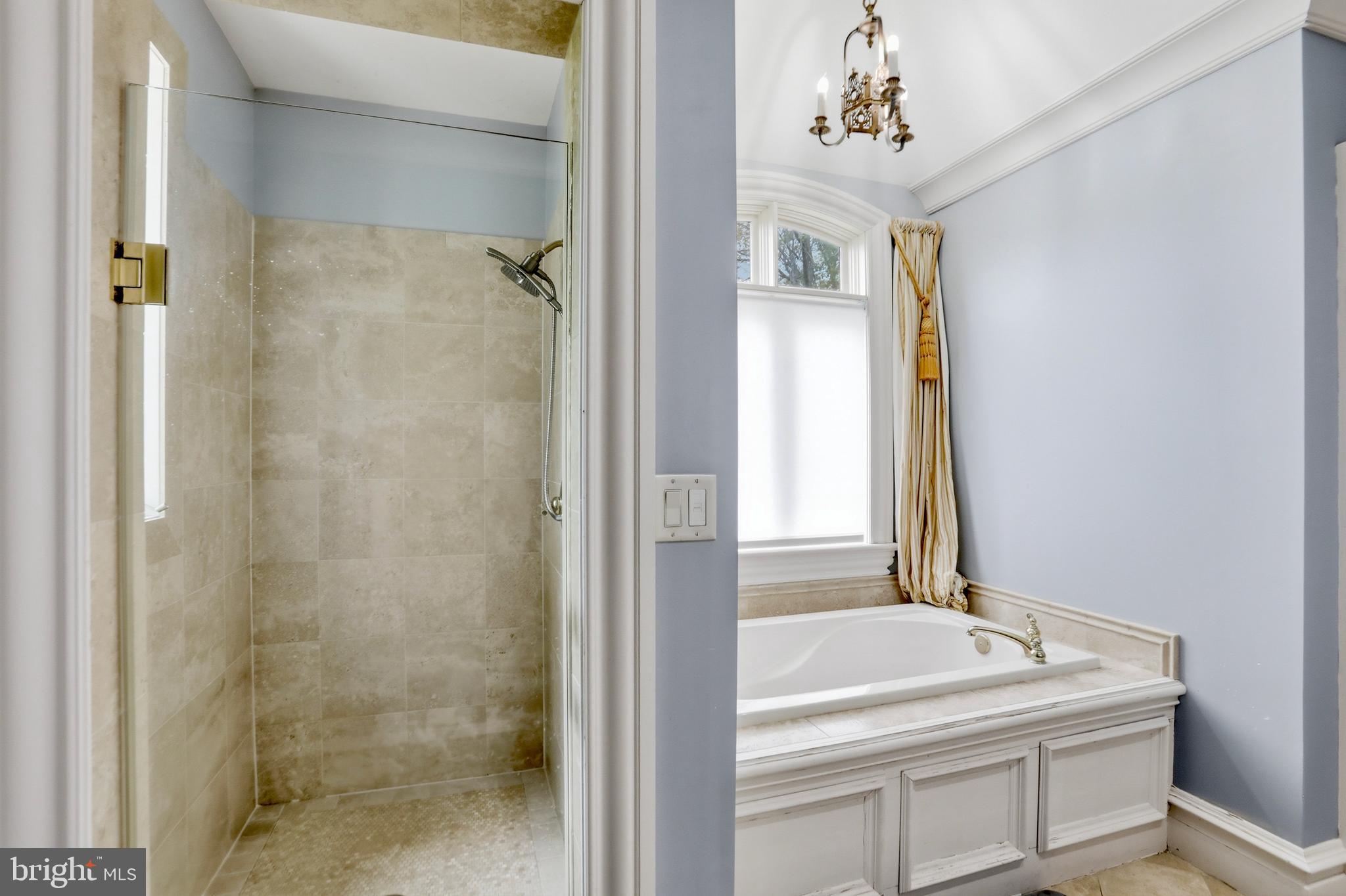 KENTLAND POND - Residential