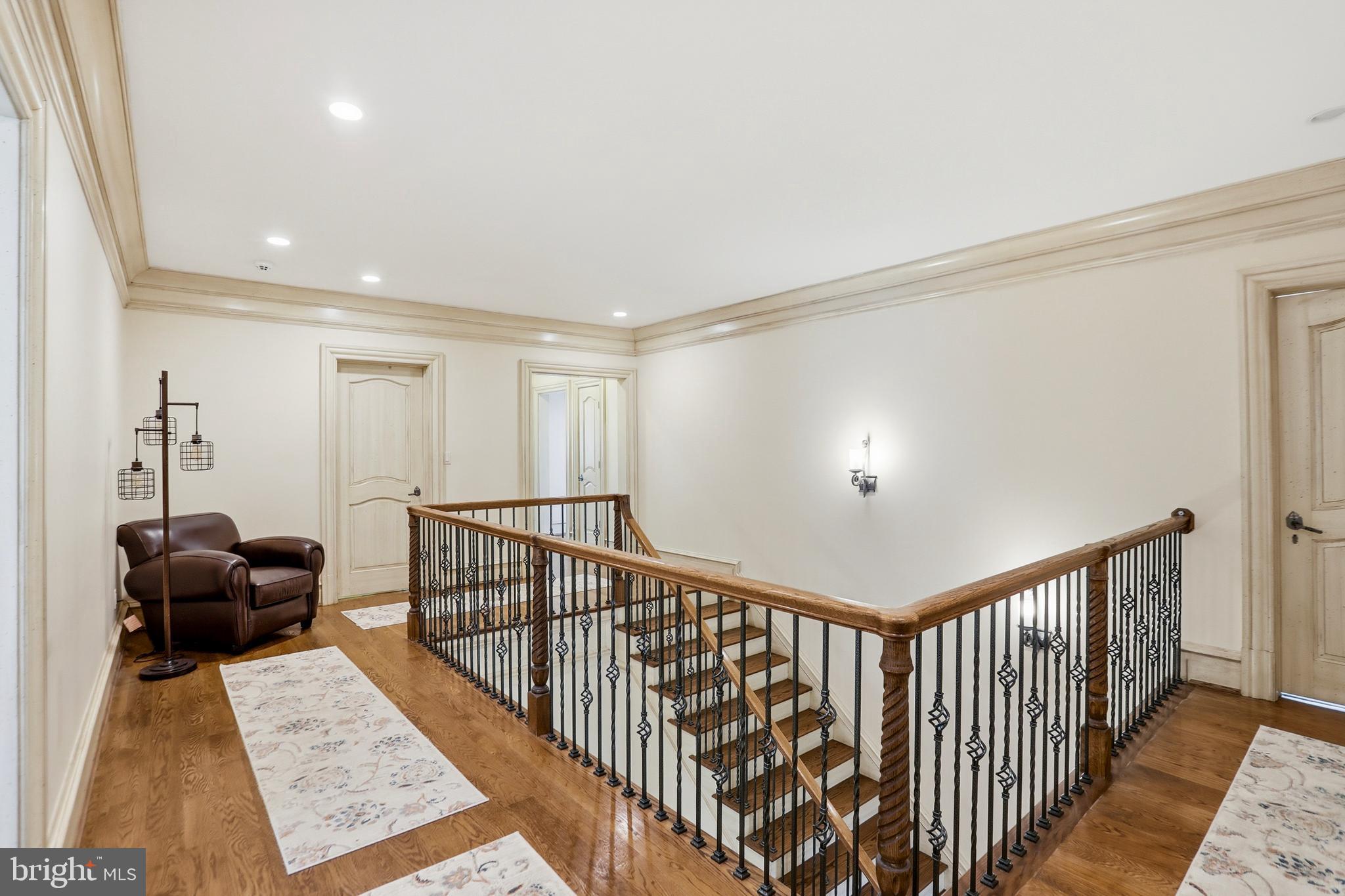 KENTLAND POND - Residential