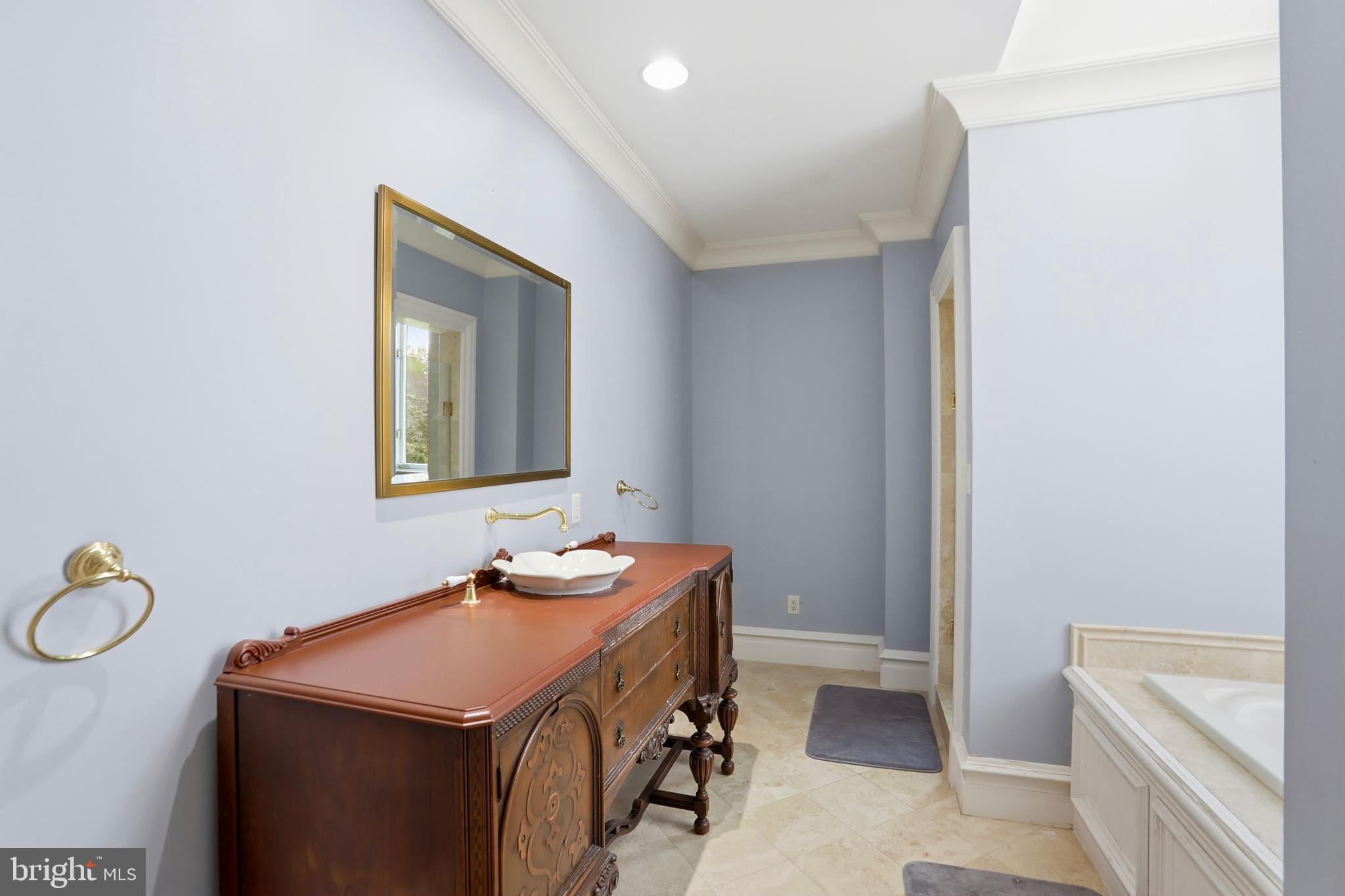 KENTLAND POND - Residential