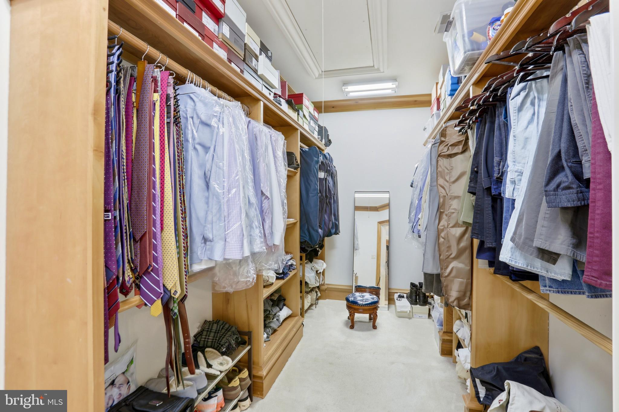 KENTLAND POND - Residential