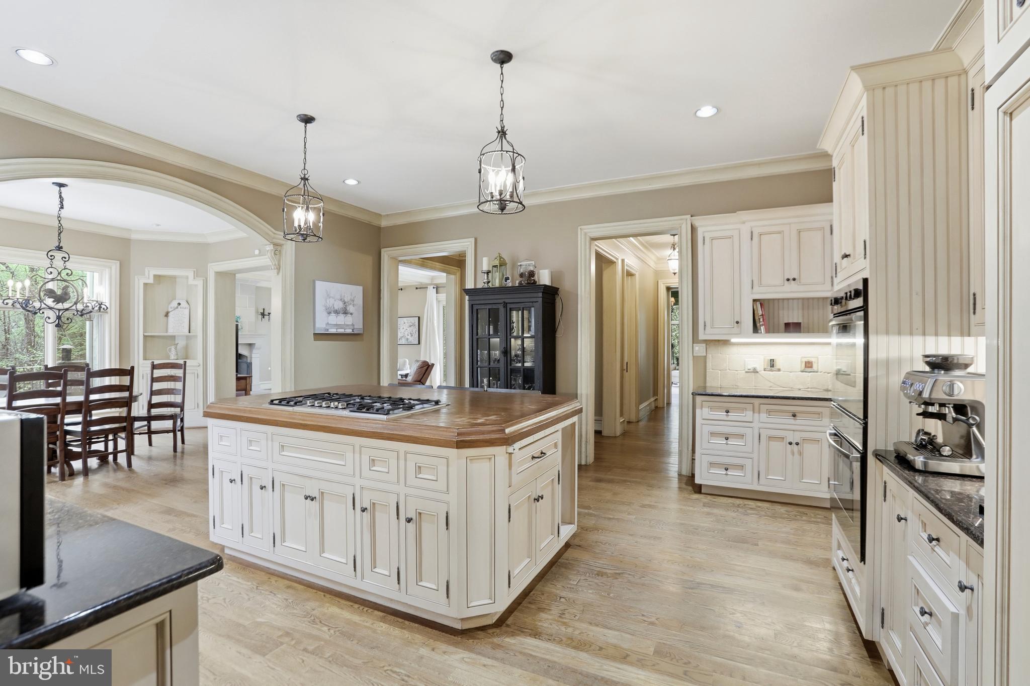 KENTLAND POND - Residential