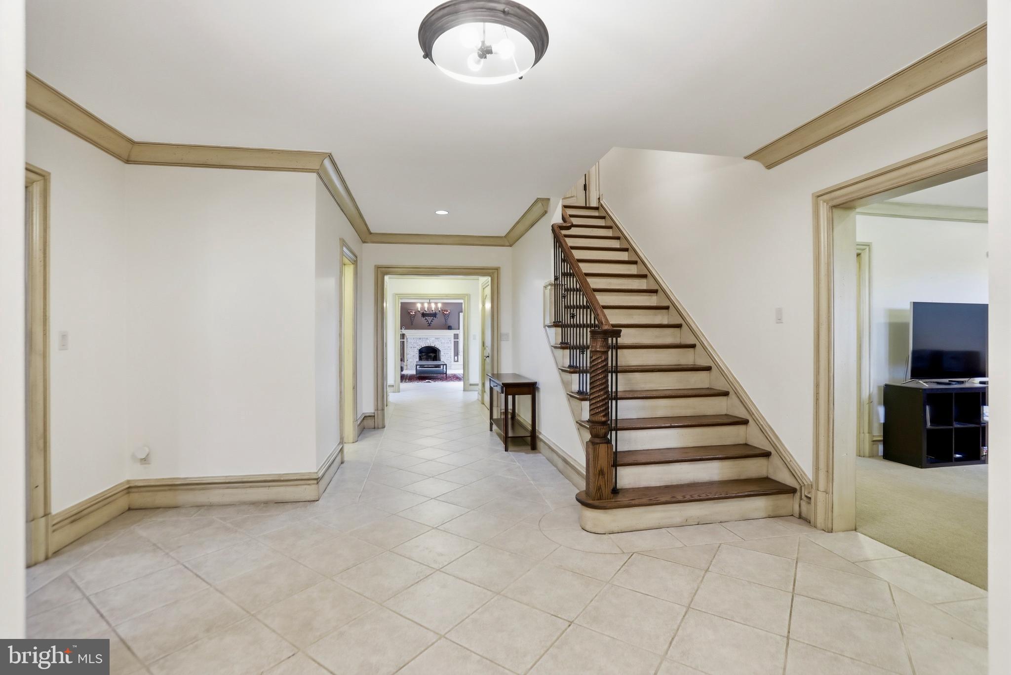 KENTLAND POND - Residential