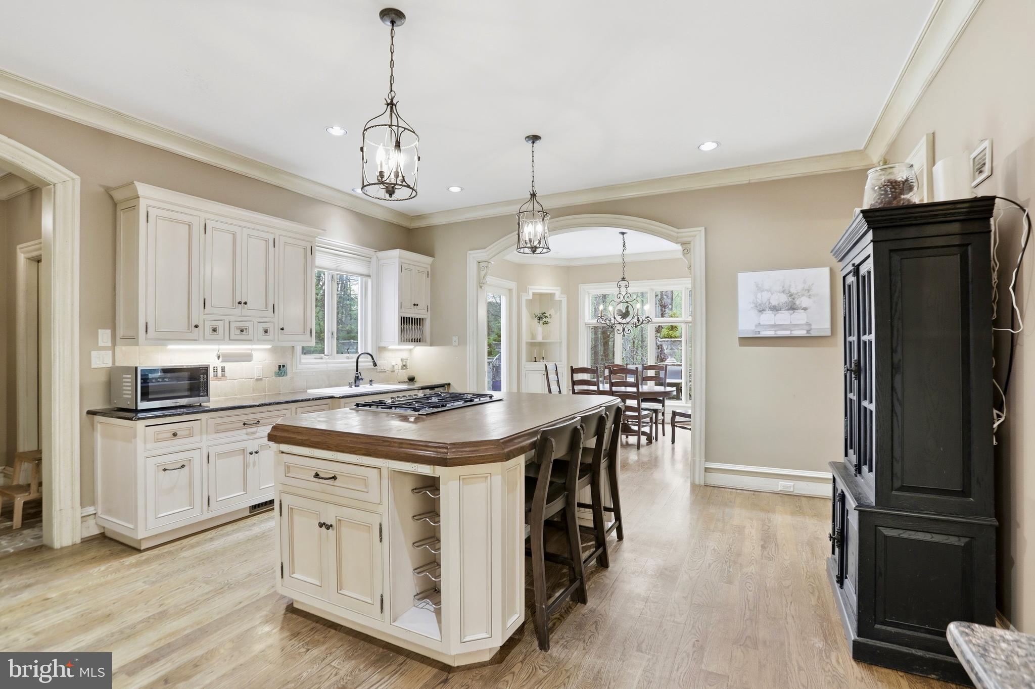 KENTLAND POND - Residential