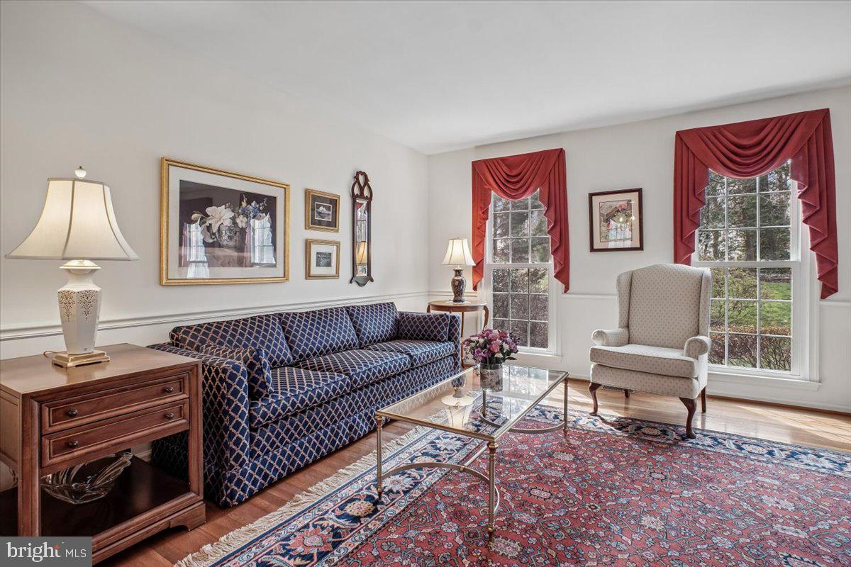 FAIRFAX STATION - Residential