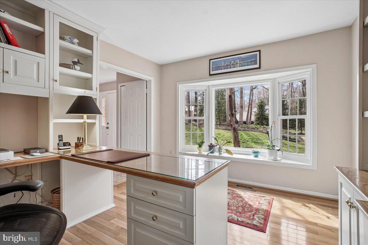 FAIRFAX STATION - Residential