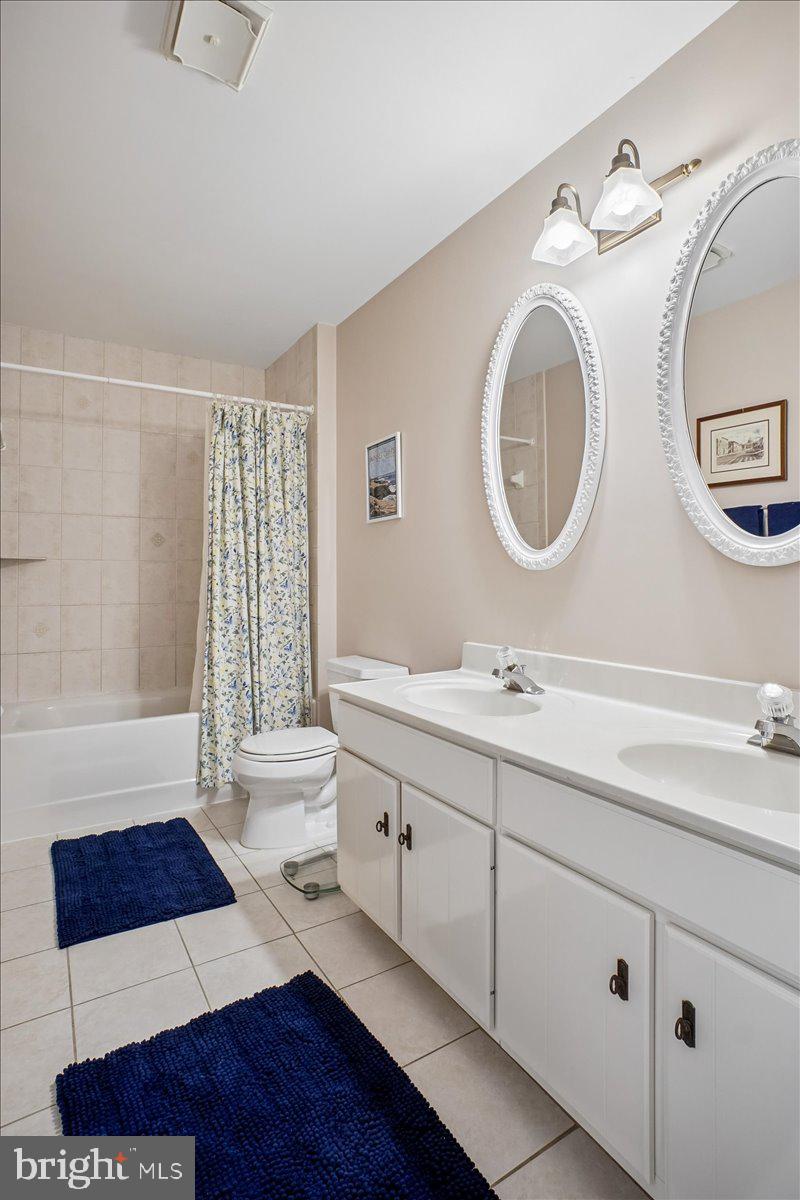 FAIRFAX STATION - Residential