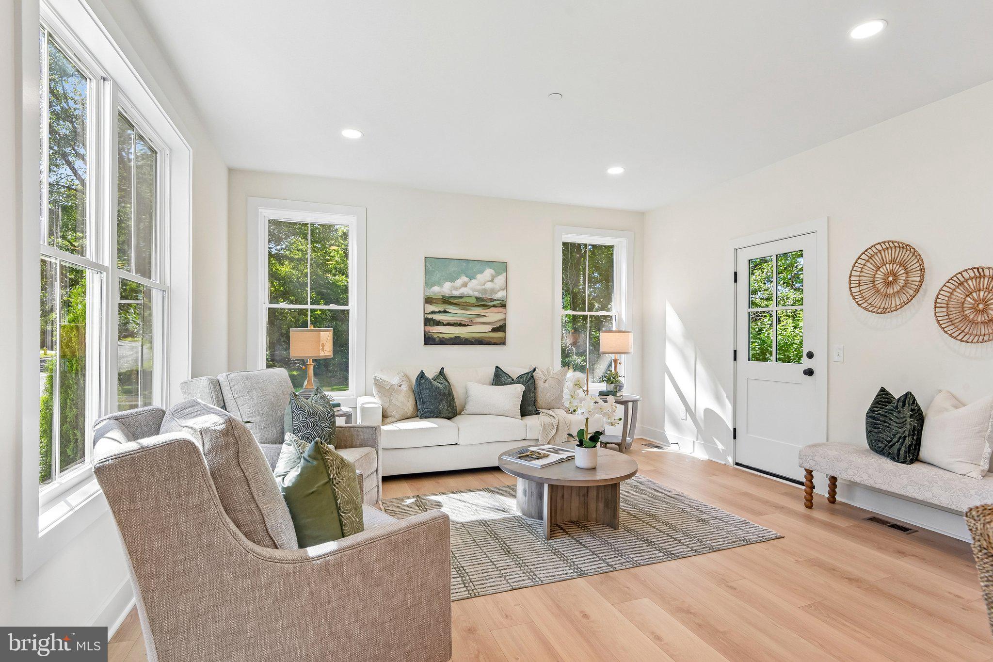 84B KENNEDY DRIVE