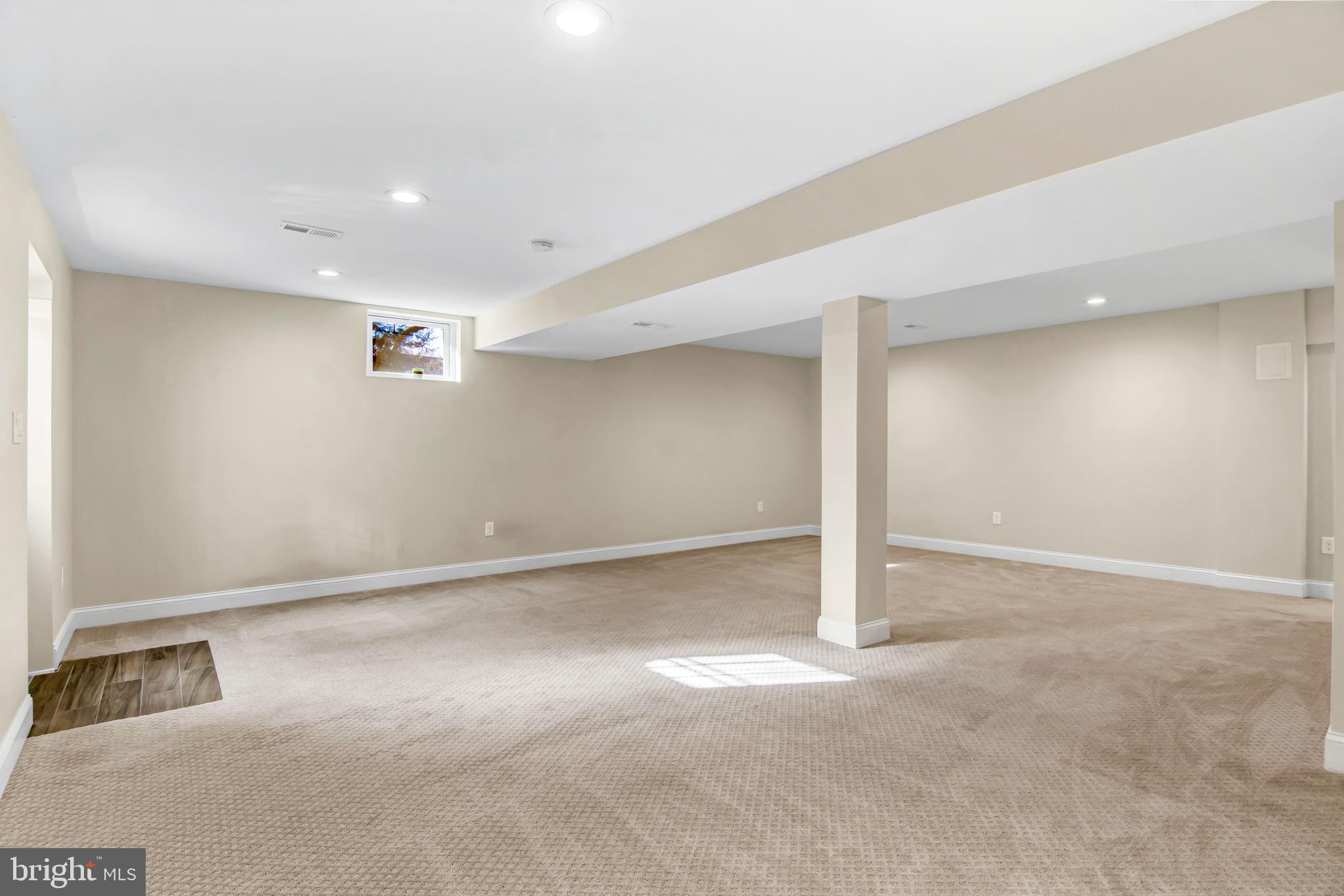 BARKER HILL - Residential