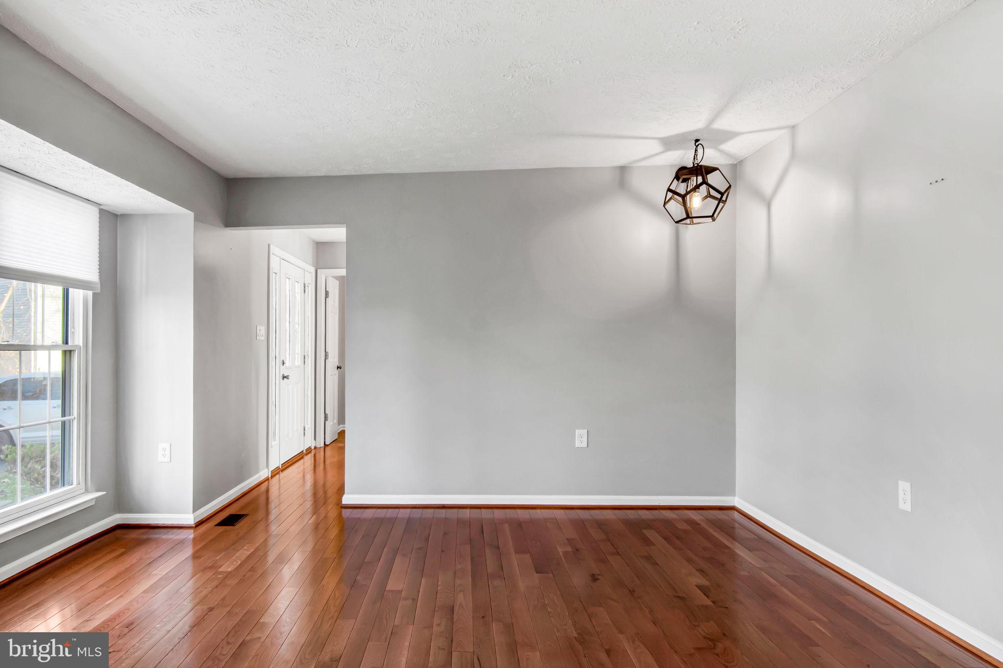 BARKER HILL - Residential