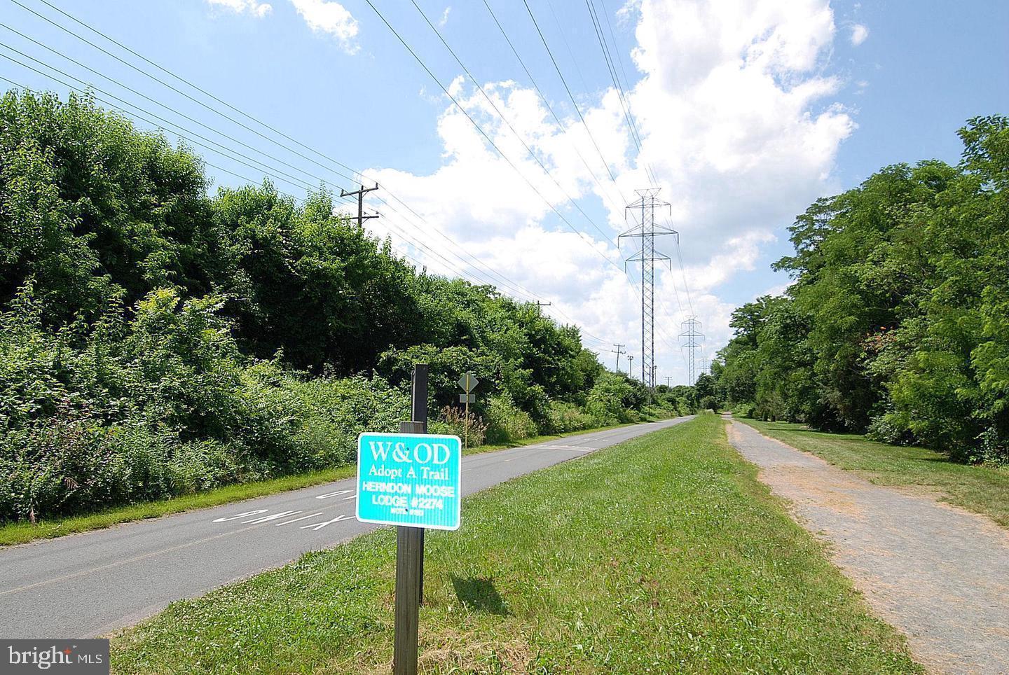 BARKER HILL - Residential