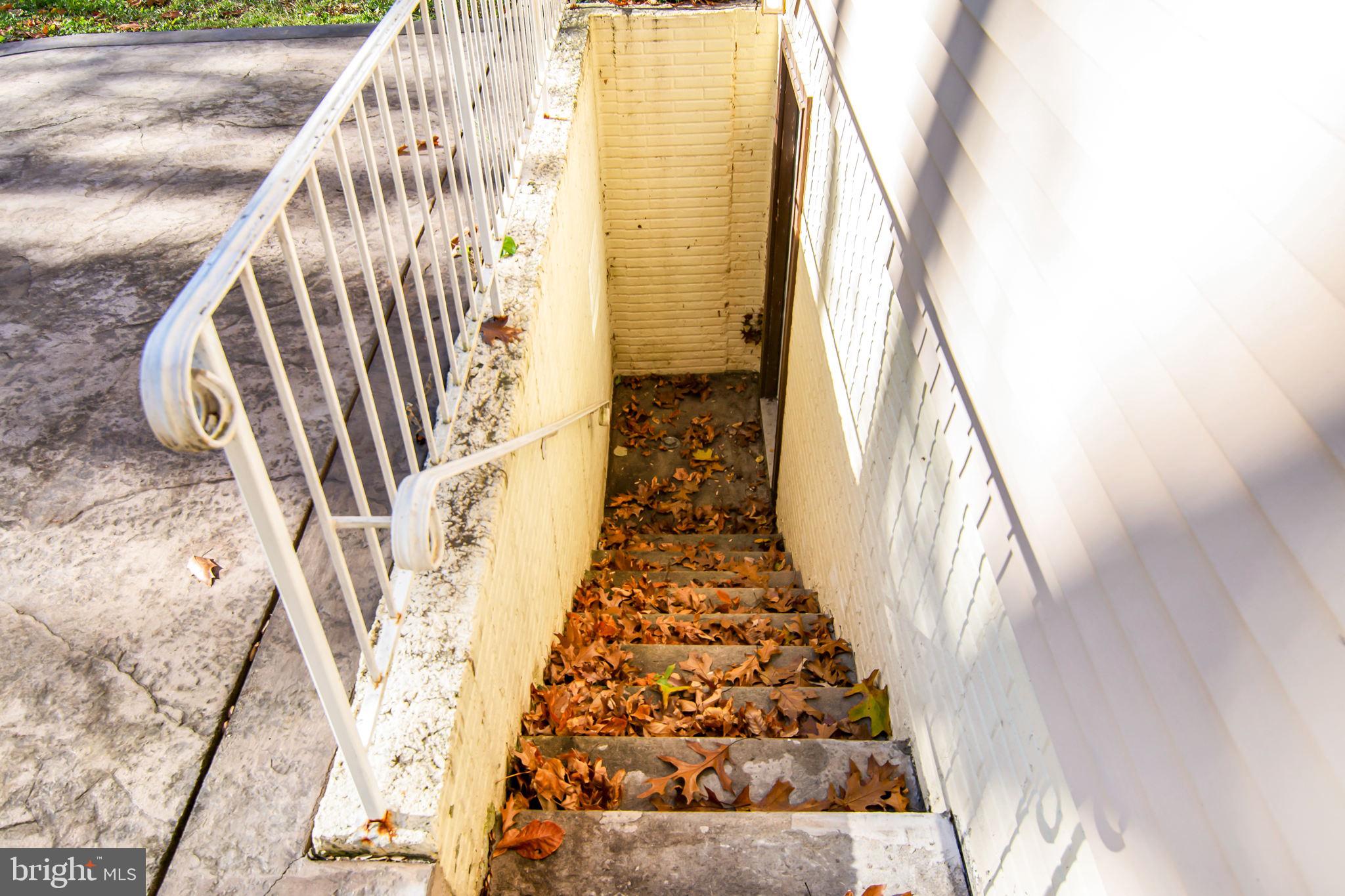 BARKER HILL - Residential