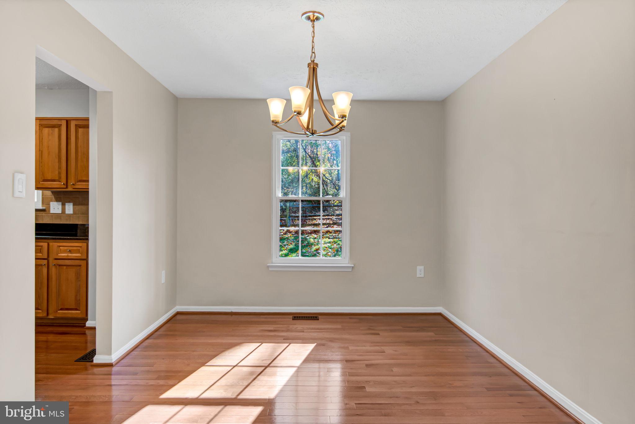 BARKER HILL - Residential