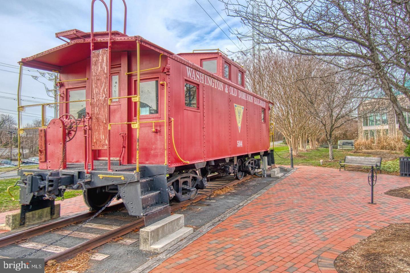 BARKER HILL - Residential