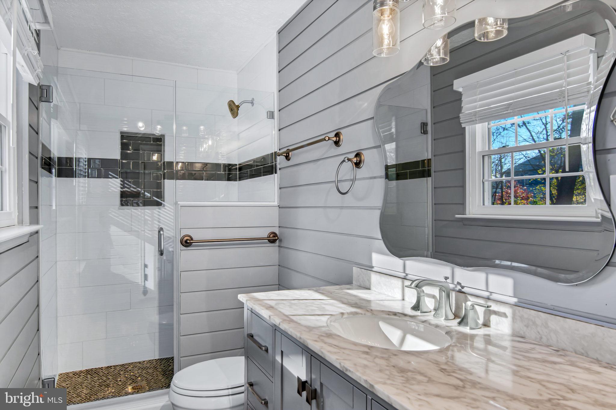 BARKER HILL - Residential