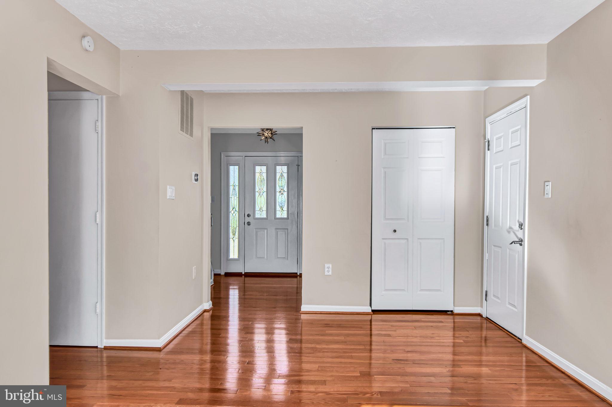 BARKER HILL - Residential