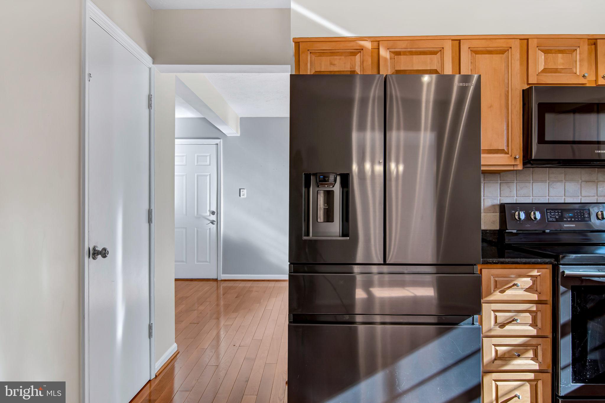 BARKER HILL - Residential