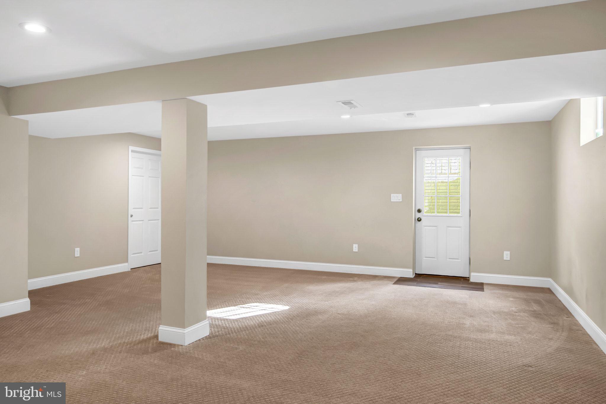 BARKER HILL - Residential