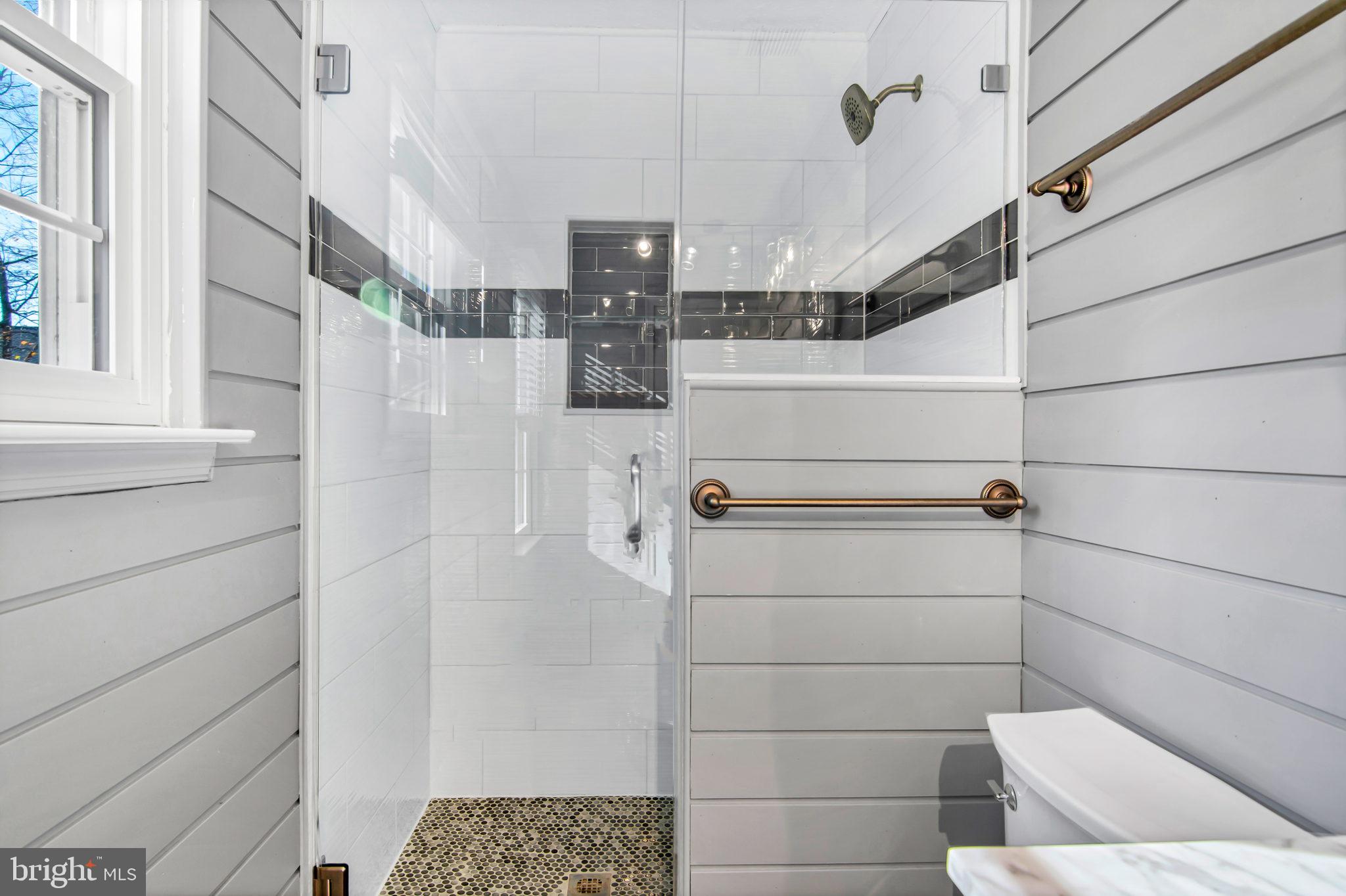 BARKER HILL - Residential