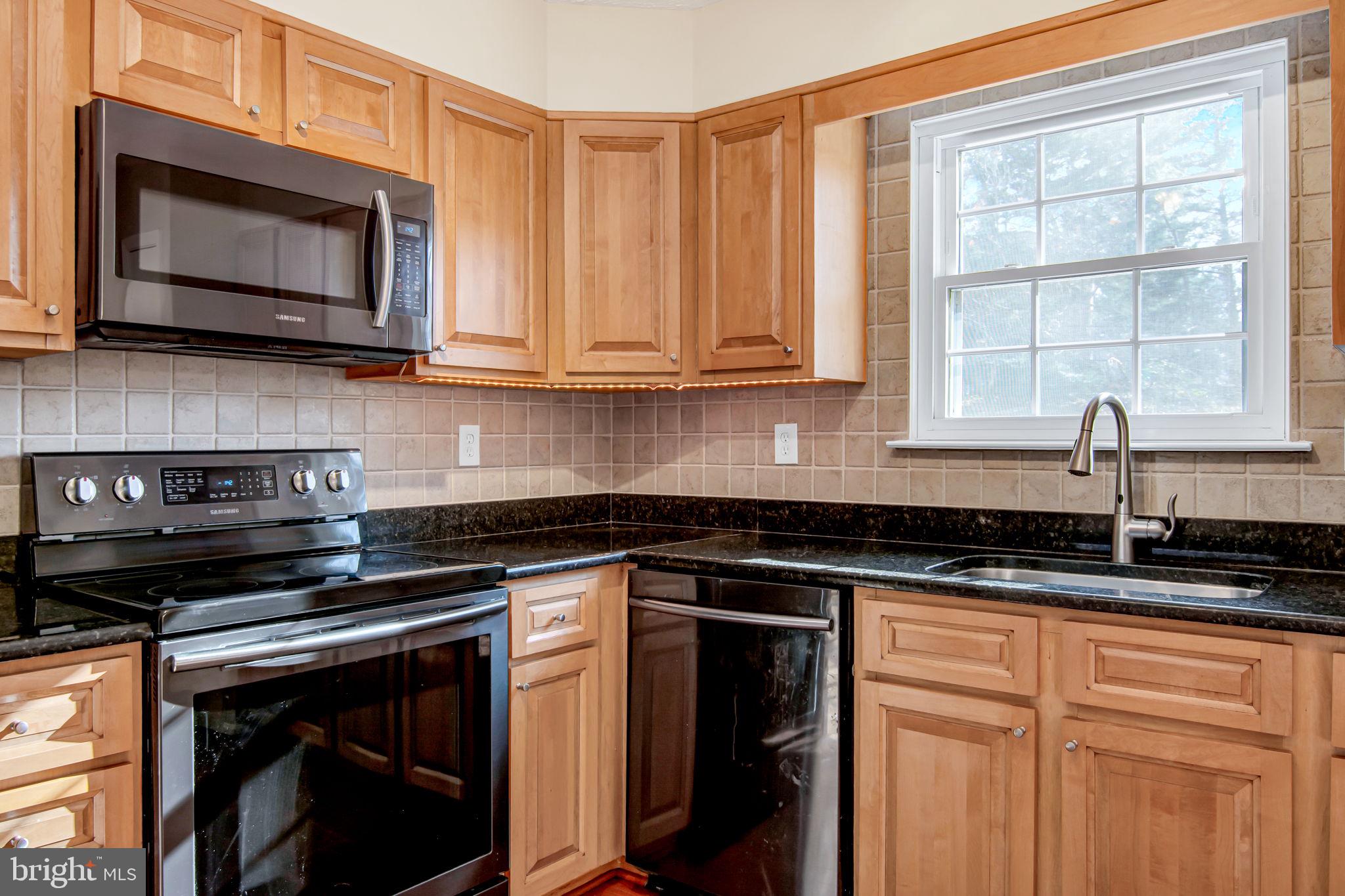 BARKER HILL - Residential