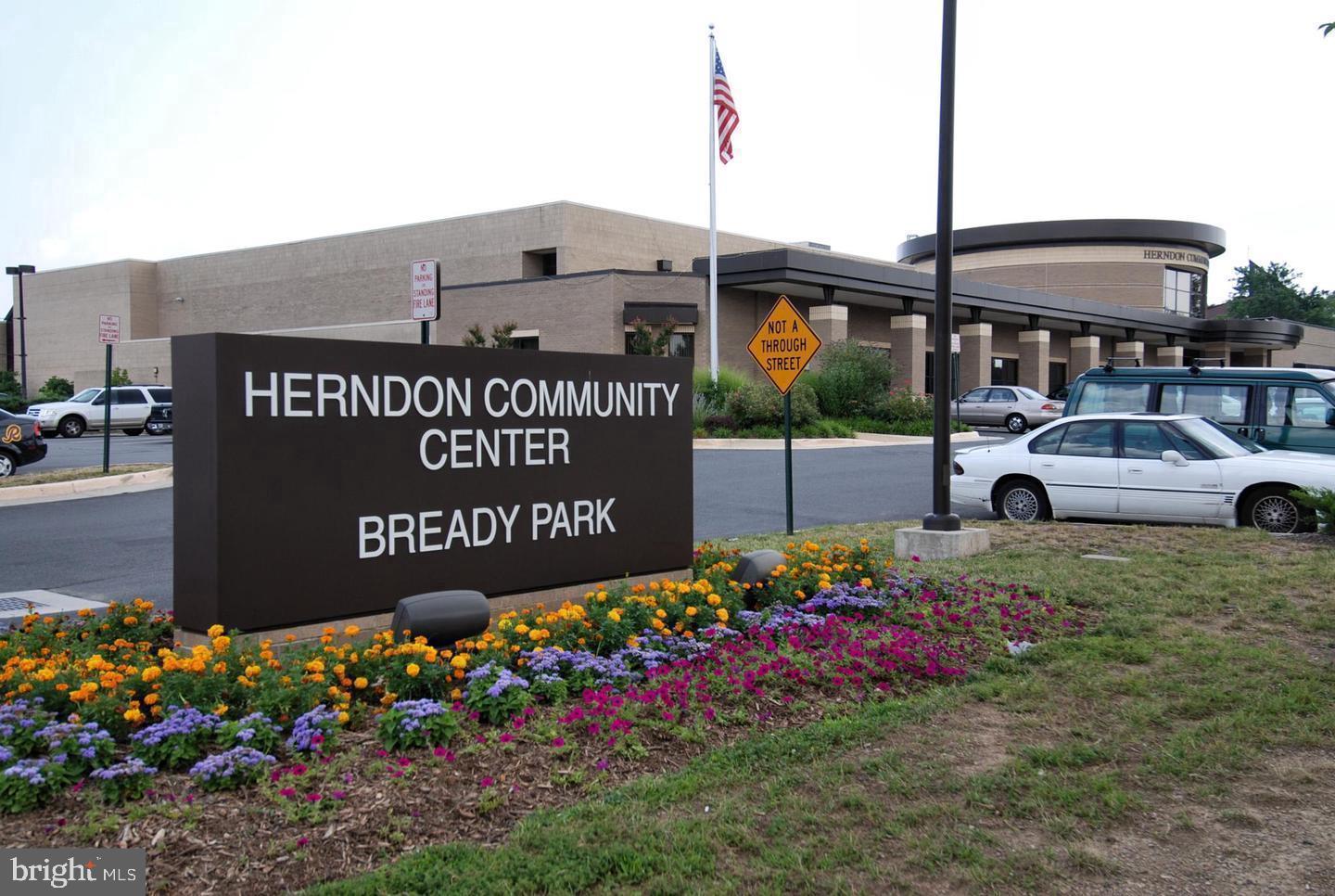 BARKER HILL - Residential