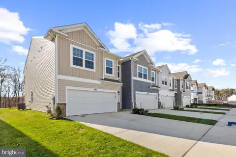 MLS: MDHR2056606
