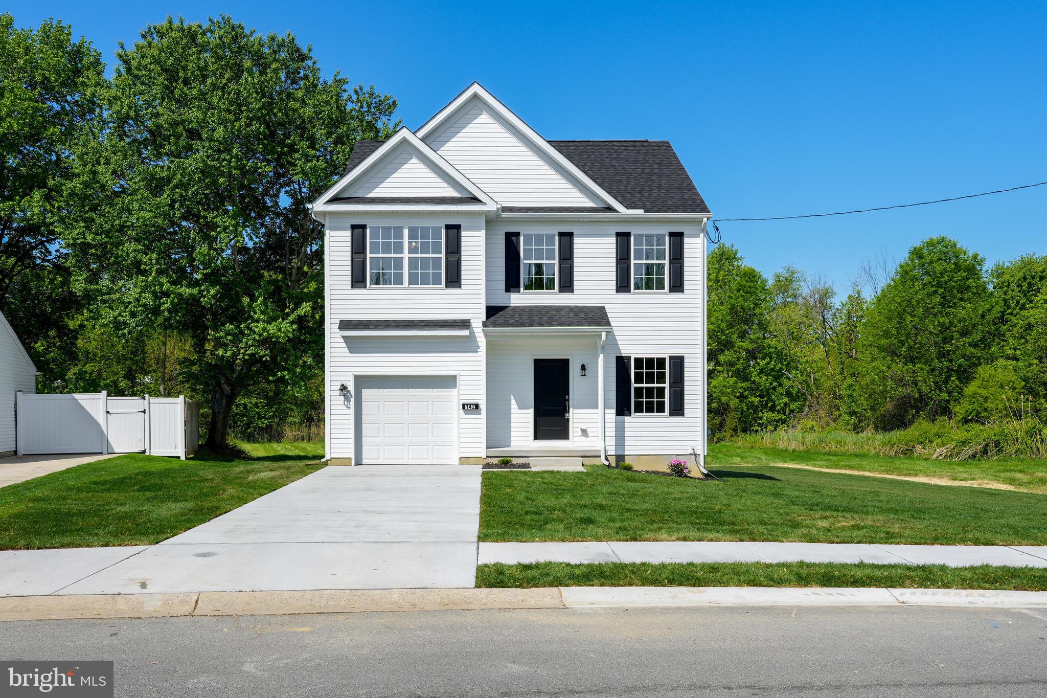 CHELSEA ESTATES - Residential
