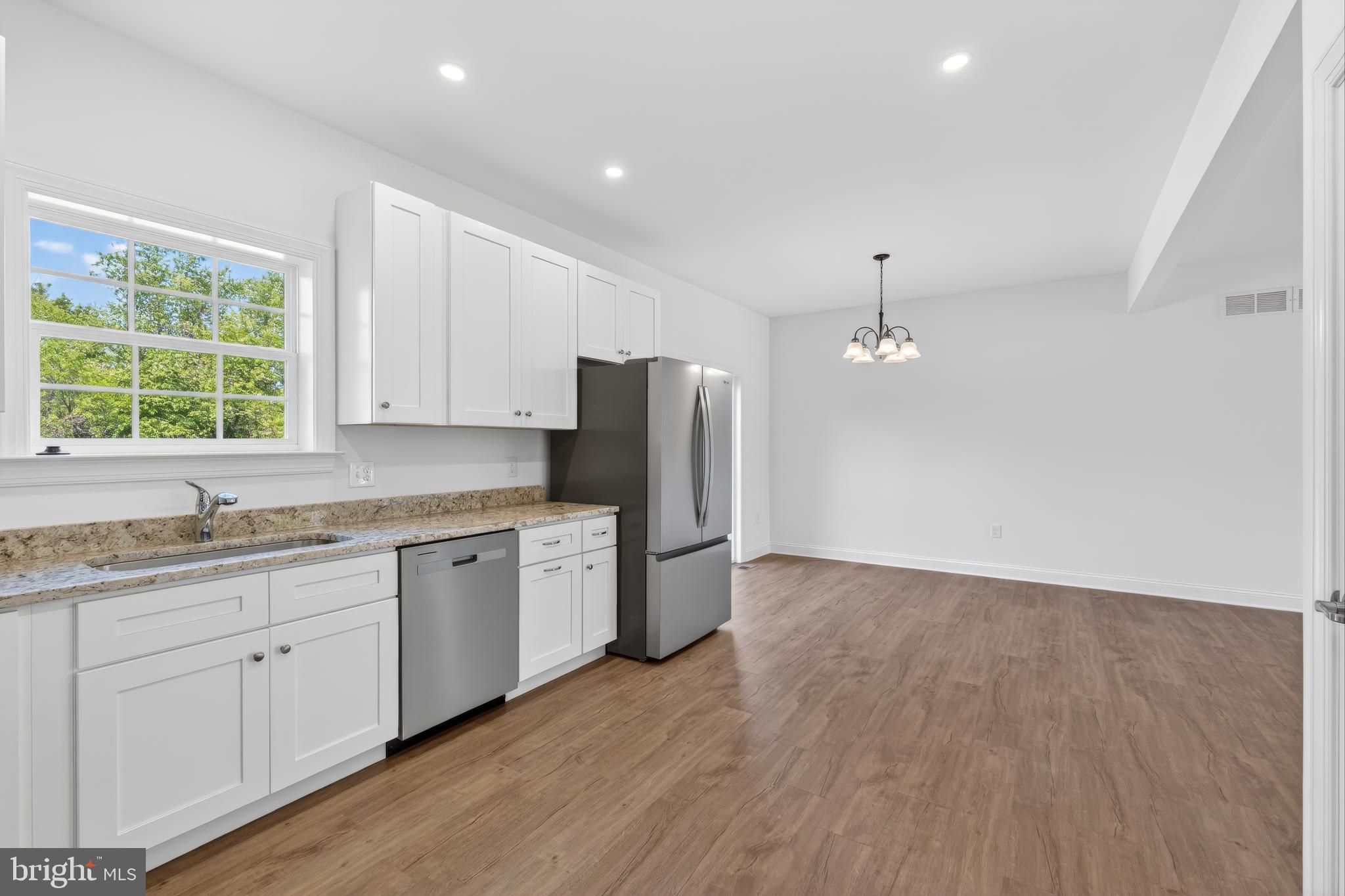 CHELSEA ESTATES - Residential